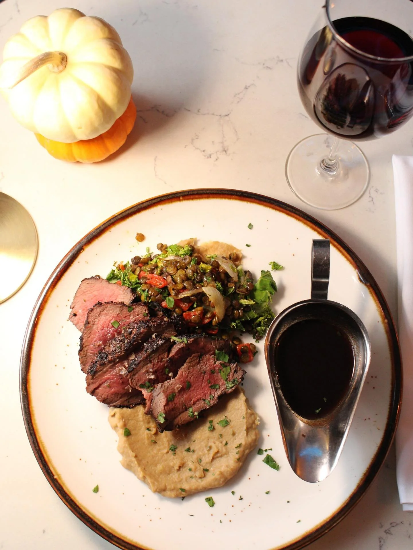 Filet mignon de Chevreuil 🍁🤎
> Your favorite from this new dinner menu 
#frenchrestaurant #bostoneats #foodie #instafood #chevreuil #fallmenu #dinertime #southend #bostonrestaurants #fallflavors