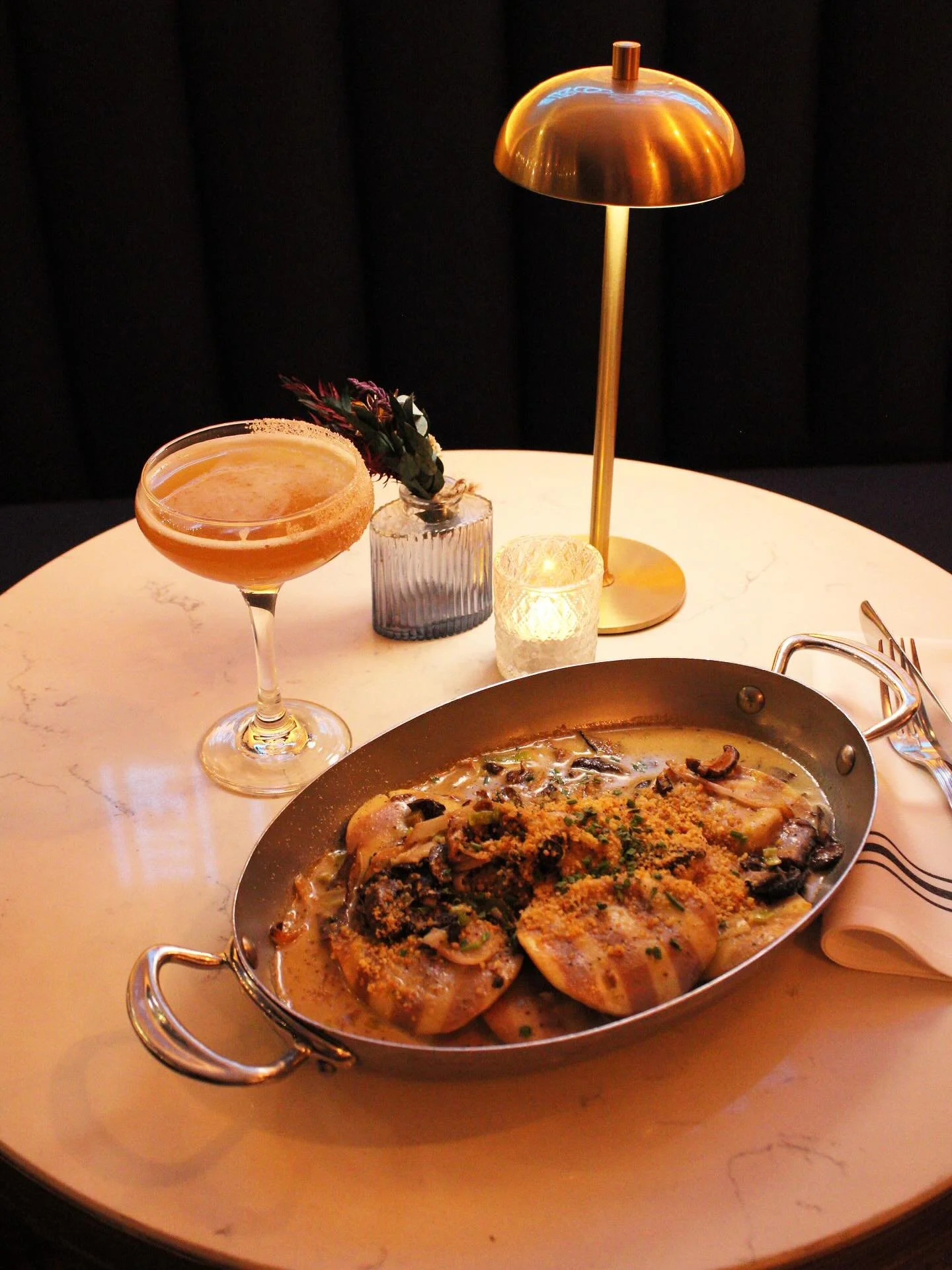 Raviolis aux Champignons 🍄&zwj;🟫 

📍Petit Robert Bistro #boston 
&gt;  Dinner Menu 

#frenchrestaurant #bostonfood #ravioli #vegetarian