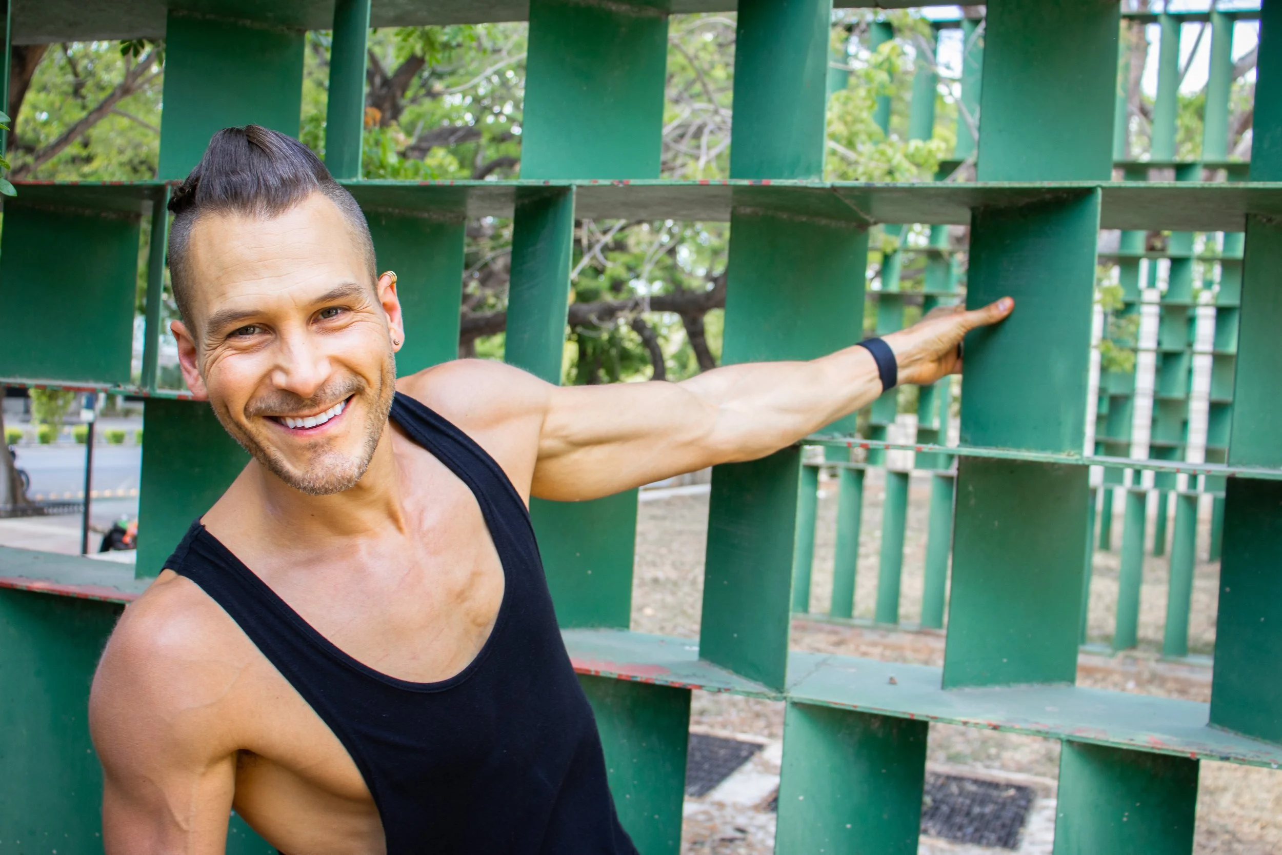 FRLN63: Are Nuts And Nut Butters A Good Source Of Protein, How $100 Is Worth $30,000 Per Year, And Uncovering Limiting Beliefs (to achieve your dreams)