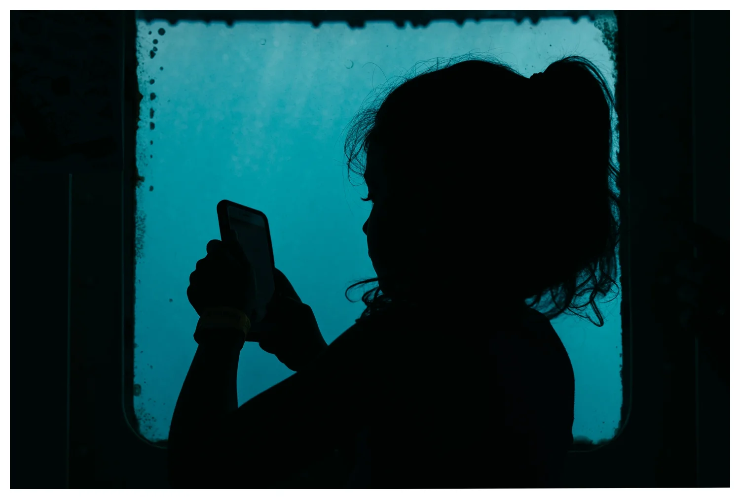 Portrait of Girl in Aruba Submarine Documentary Family Photographer.jpg