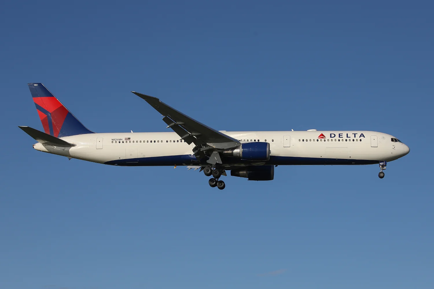 N826MHLR-1913-1500PX.jpg