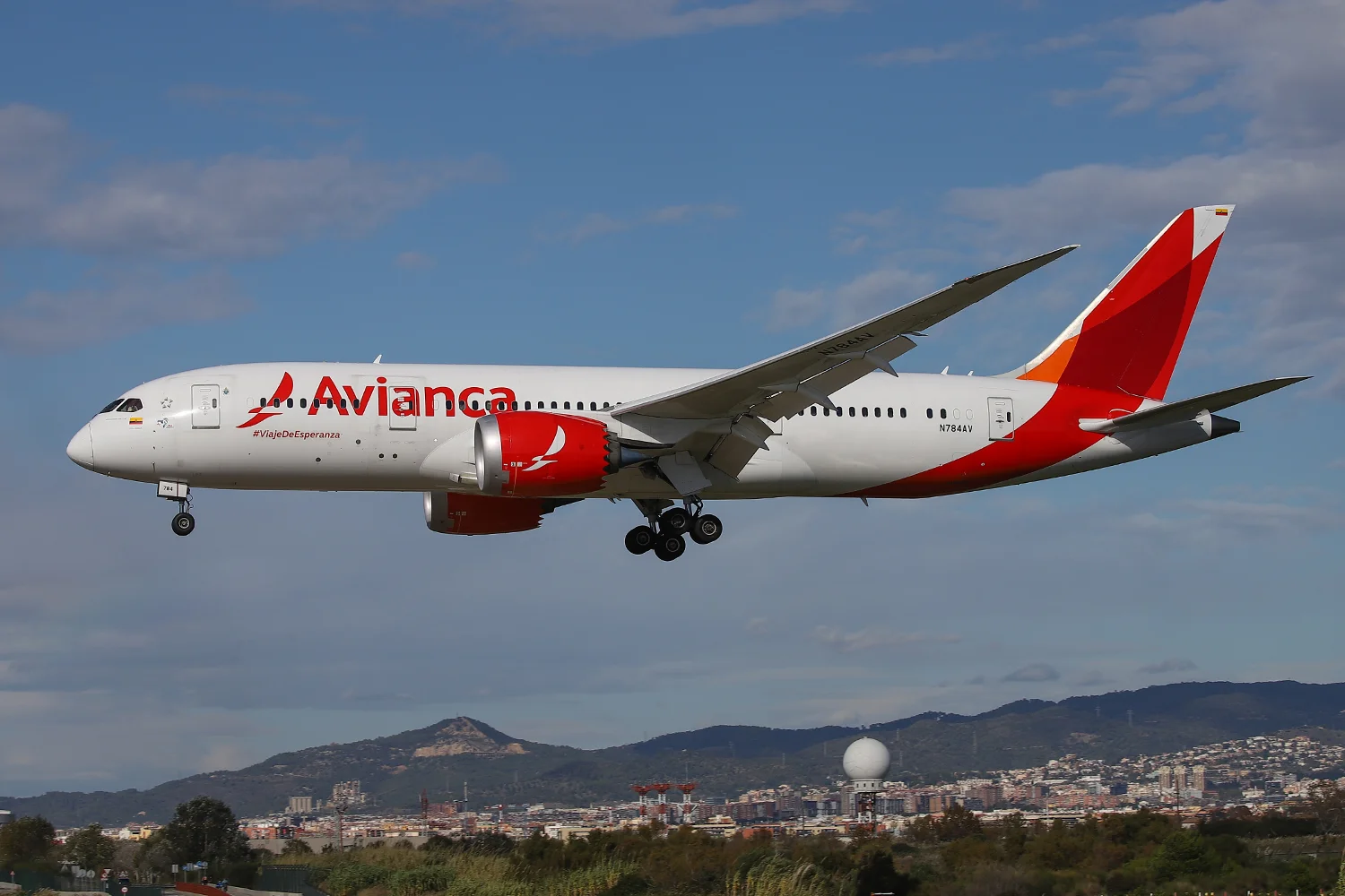 N784AVLR-1611-1500PX.jpg