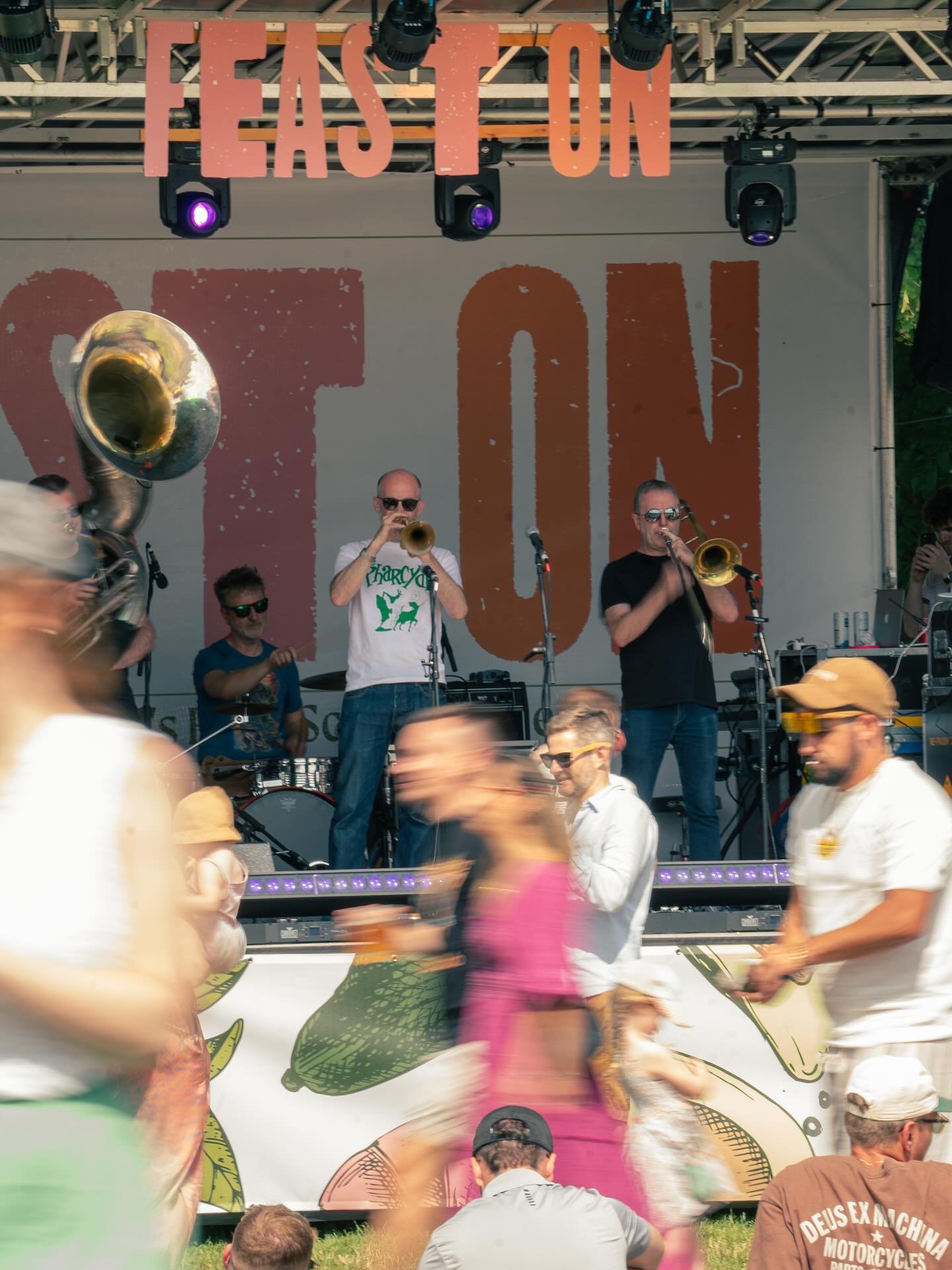 Brass Junkies at @feastonfoodfestival 
Looking forward to playing here again this year at Bristols finest food festival! 
Get your tickets here:
https://www.skiddle.com/festivals/feast-on/
📸 by @claudiahansenphotography 
#bristol #brassjunkies #bras