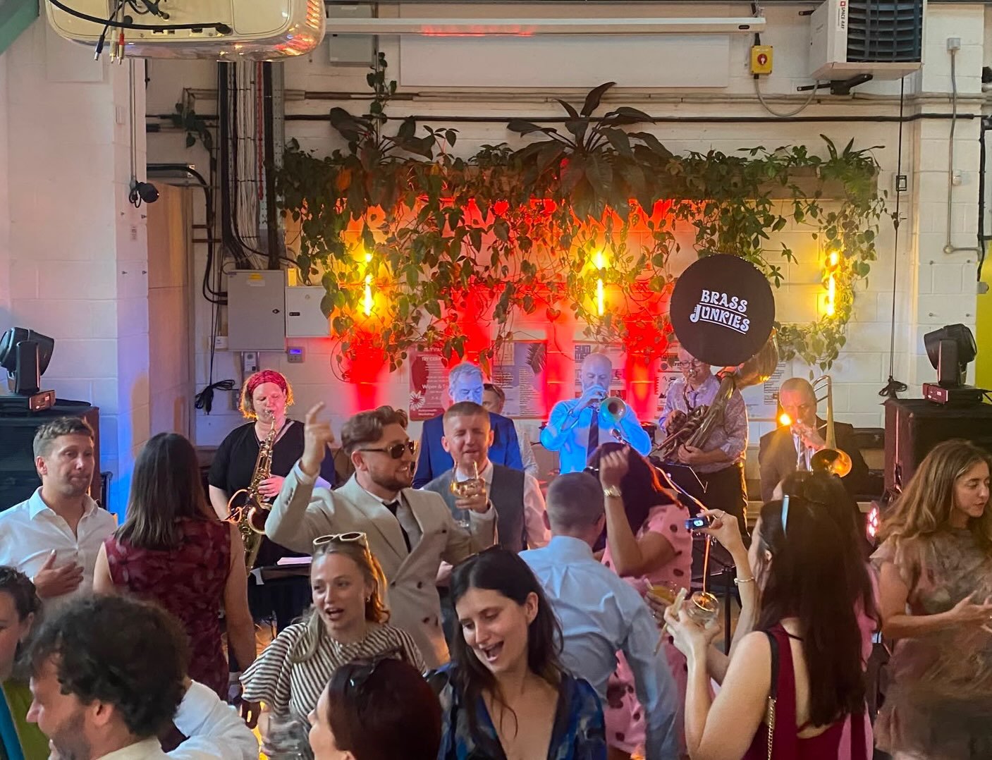 Who doesn&rsquo;t like a Monday night wedding party?! We loved this one at our new favourite Bristol venue @wiperandtruetaproom and so did the guests!
📸 by @theoldcitystudiobristol 
💒 @slatterycallum &amp; @askrhann 
#brassjunkiesbrassband #wedding
