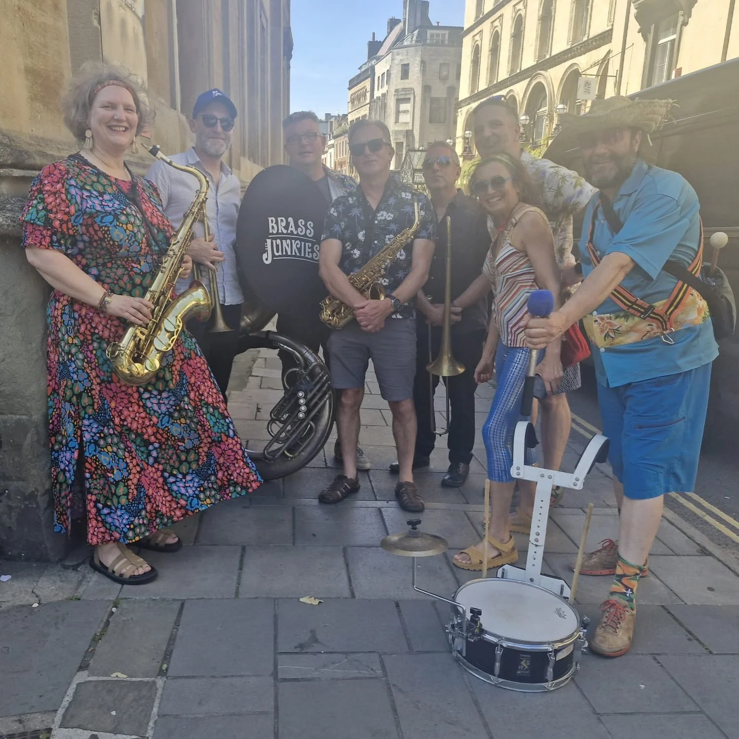 Another beautiful day for a #brassjunkies wedding parade in #bristol walking from the Registry Office to the Harbourside via a quick stop off at @the_old_duke for shots! 
#brassjunkiesbrassband #weddingband #weddingparade
