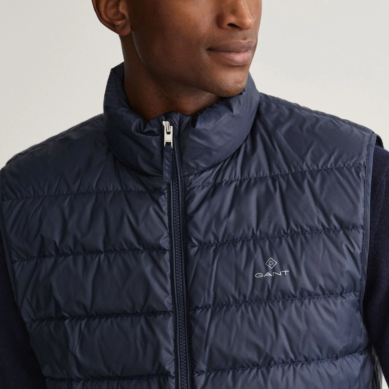 Buy GANT Light Down Gilet in Navy 