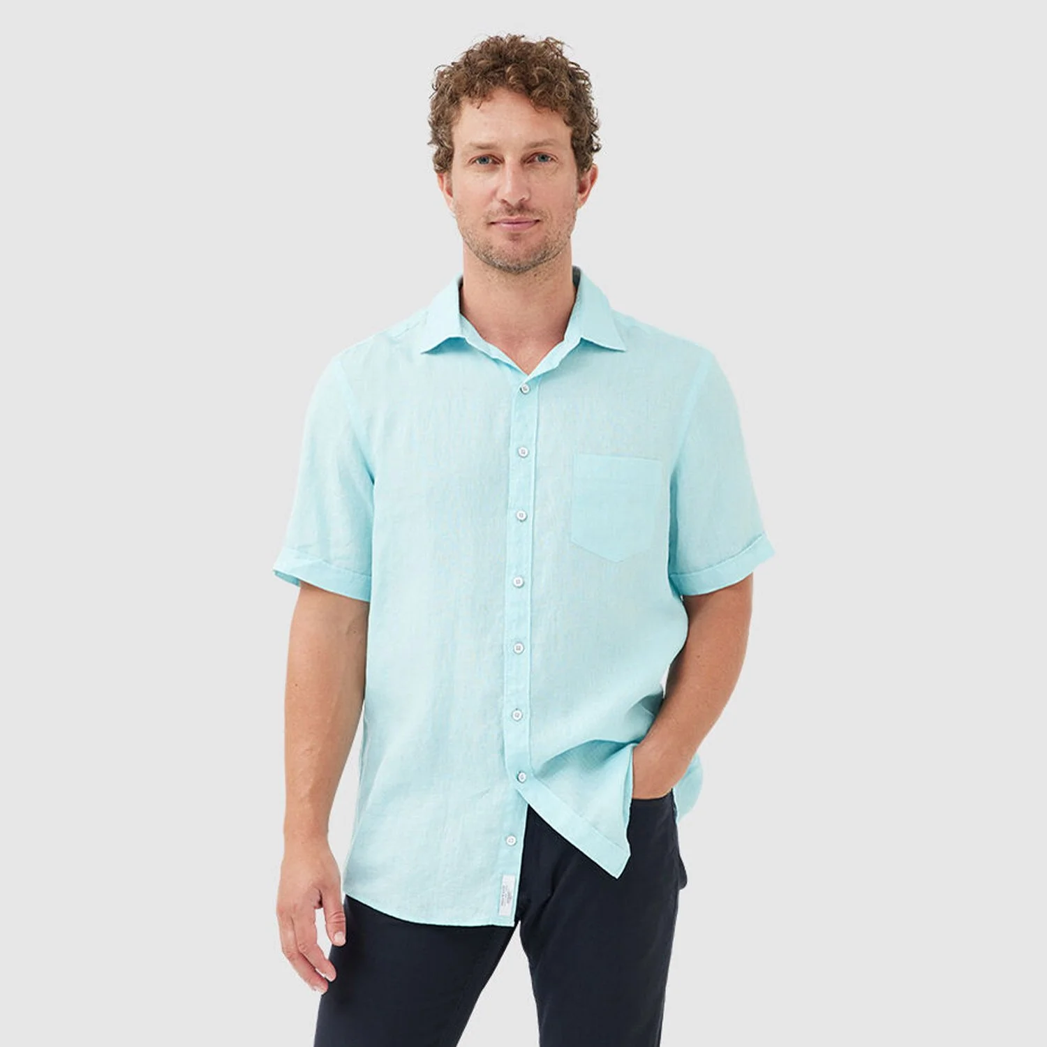 Model wearing Rodd & Gunn Linen Short-Sleeve Shirt in Aqua