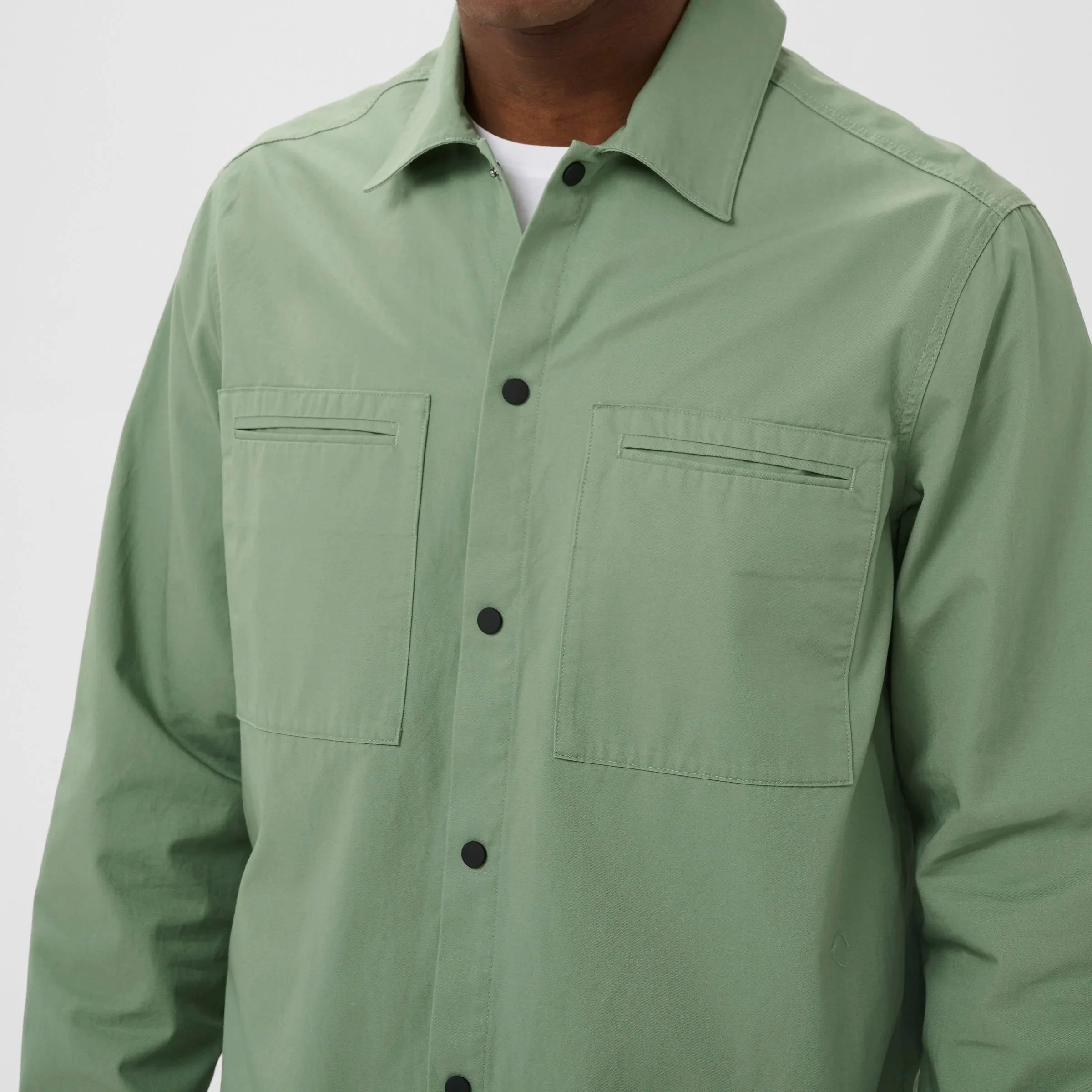 Close View of Matinique Overshirt in Soft Green