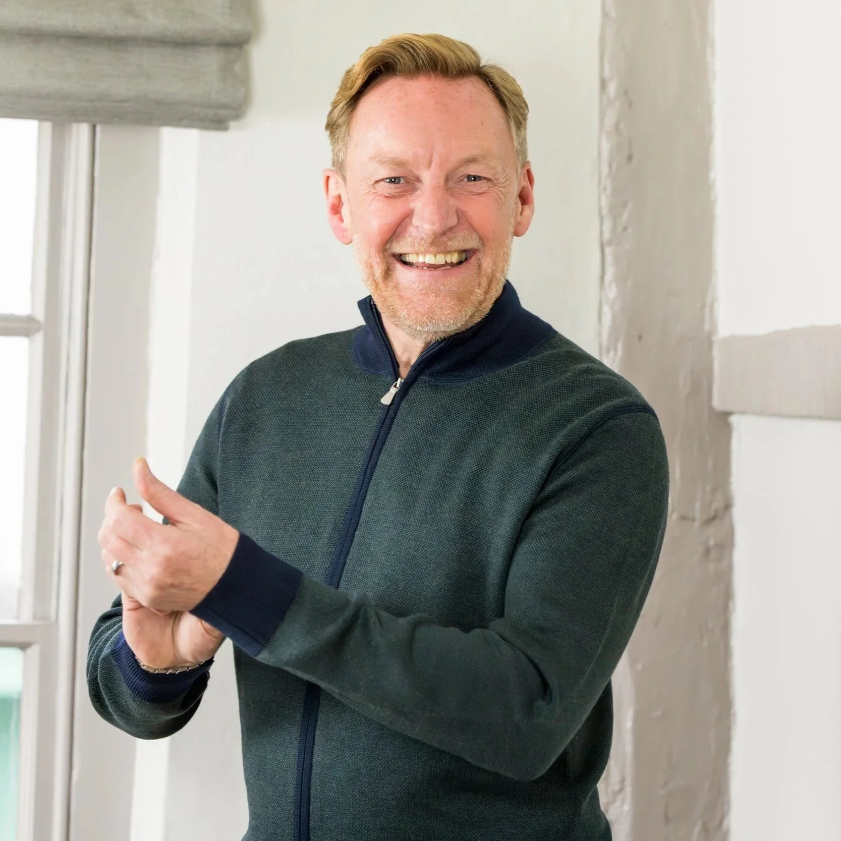 Model View of Gran Sasso Luxury Texture Half Zip Jumper in Green and Navy