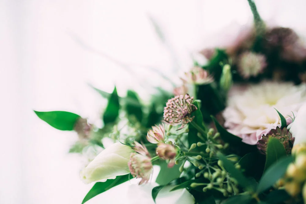Toronto Wedding florals at STORYS Building by Sounds Like Yellow Photography, Toronto Wedding Photographer, soundslikeyellowphotography.com
