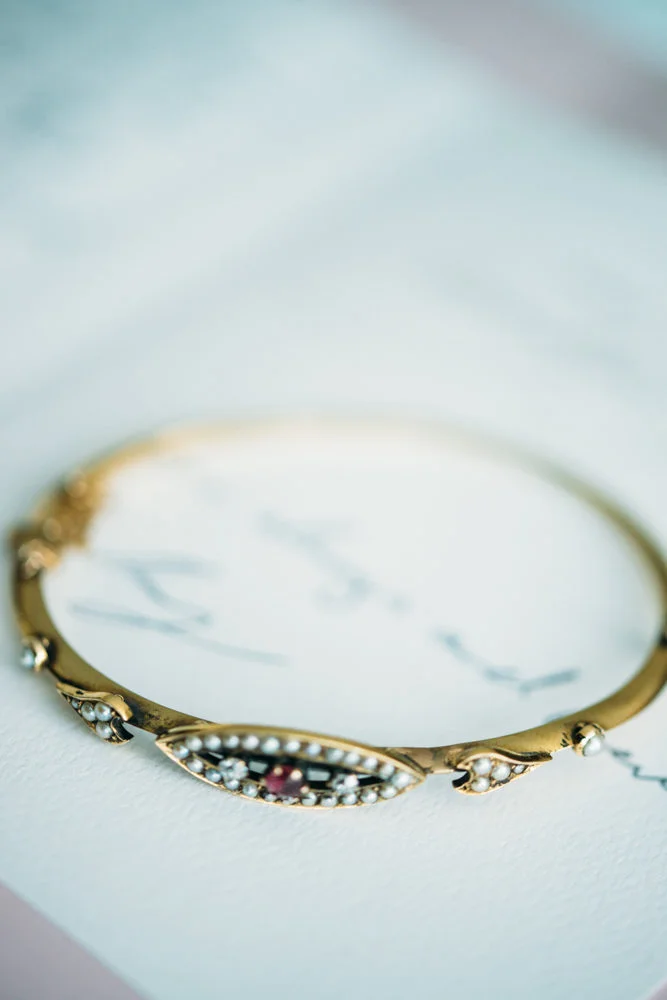 Toronto Wedding detail at STORYS Building by Sounds Like Yellow Photography, Toronto Wedding Photographer, soundslikeyellowphotography.com