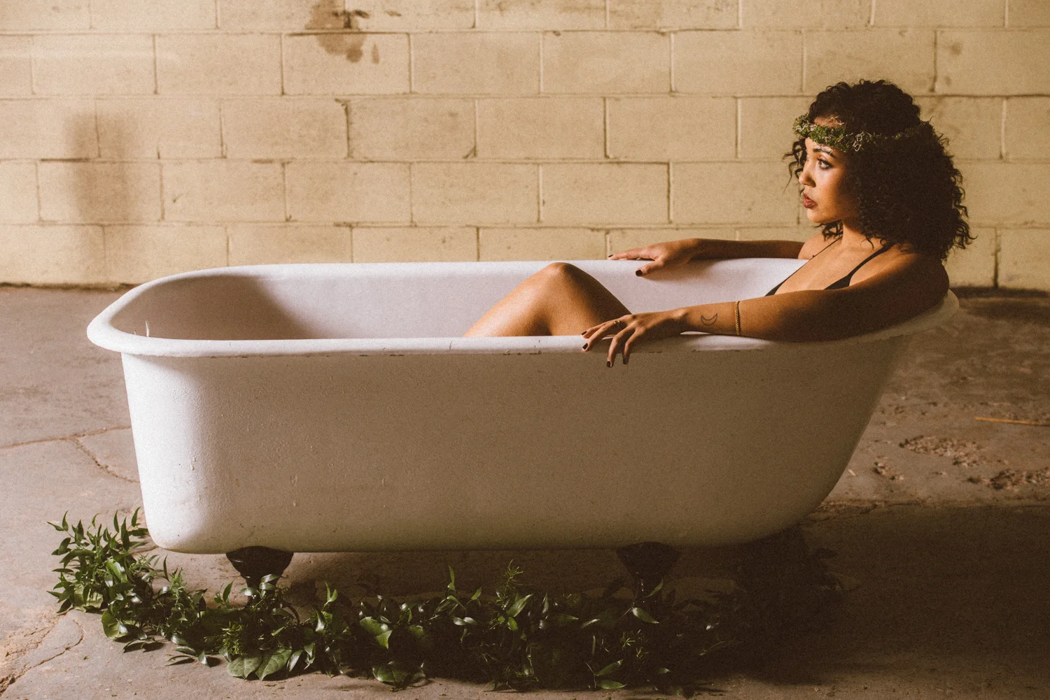 Hamilton Boudoir Session with Soundslikeyellowphotography