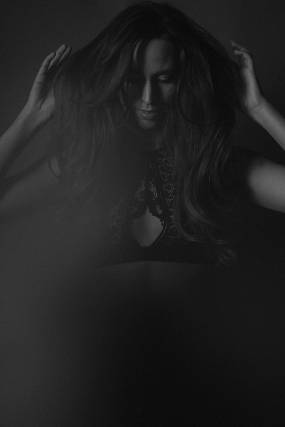Hamilton Boudoir Session with Soundslikeyellowphotography. Toronto Boudoir Session with Soundslikeyellowphotography.