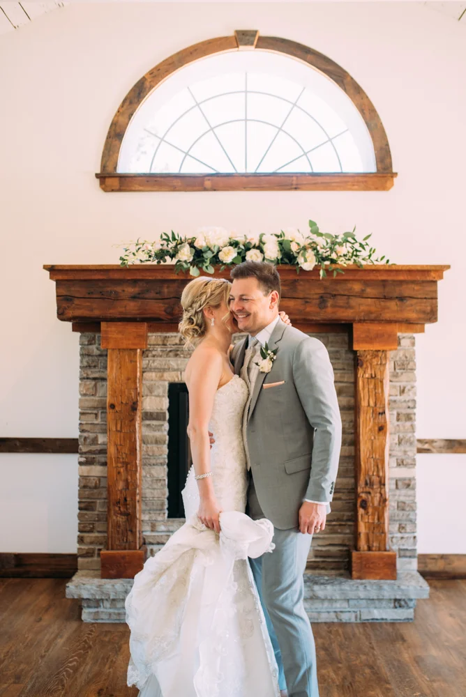 Inn on the Twenty Wedding day in Jordan Ontario with Soundslikeyellowphotography