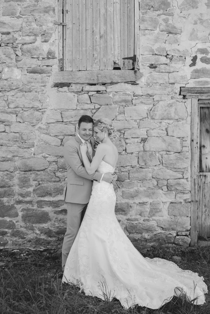 Inn on the Twenty Wedding day in Jordan Ontario with Soundslikeyellowphotography