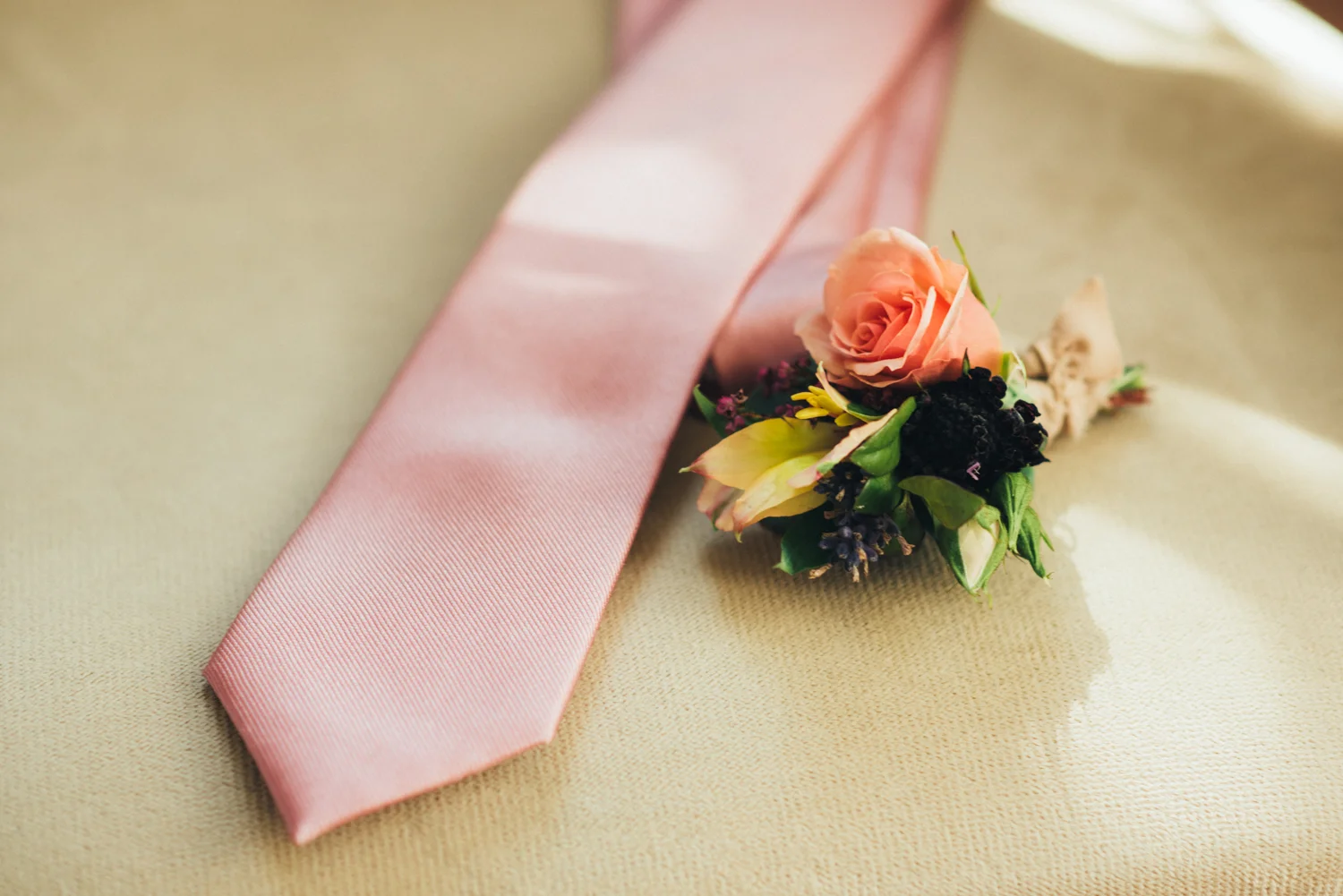Groom Honsberger Estate Winery Wedding with Soundslikeyellowphotography in Niagara on the Lake