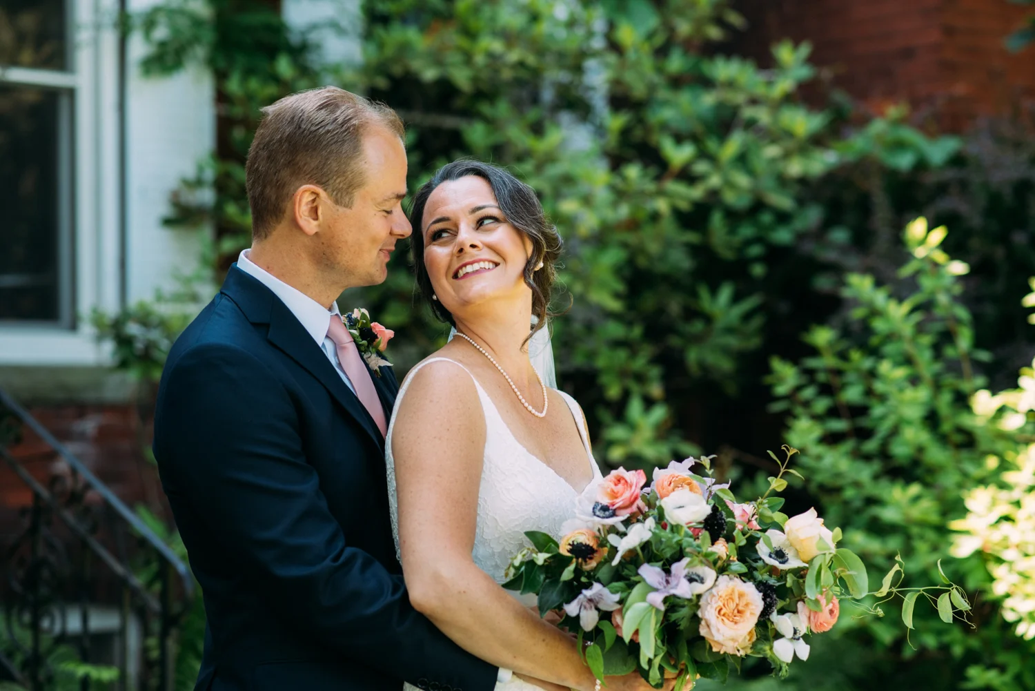 Honsberger Estate Winery Wedding with Soundslikeyellowphotography in Niagara on the Lake