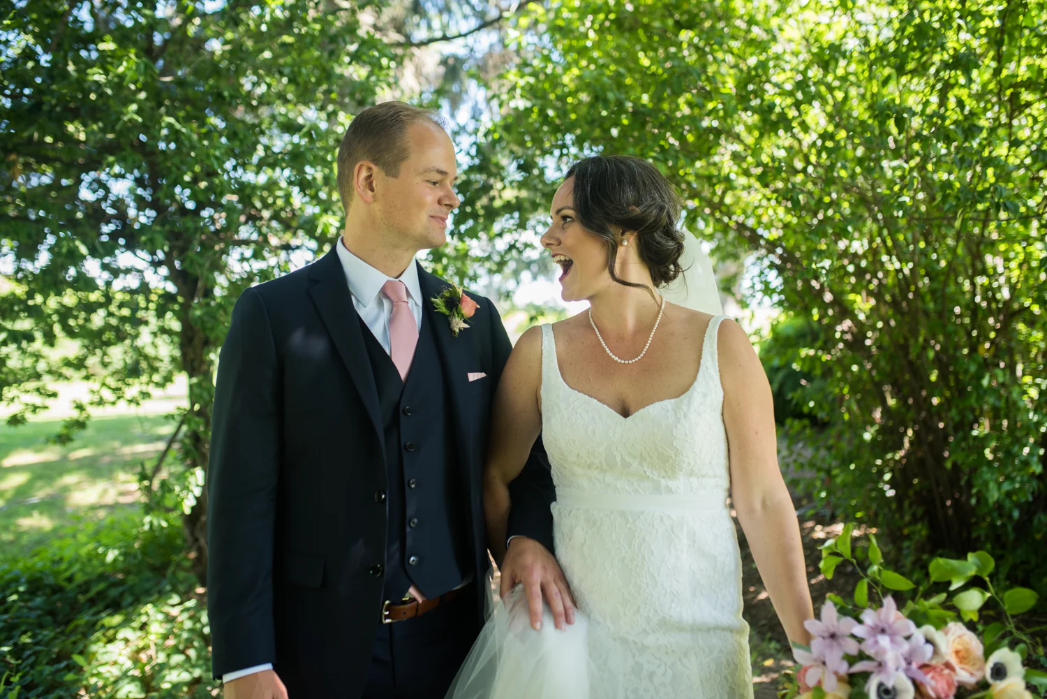 Honsberger Estate Winery Wedding with Soundslikeyellowphotography in Niagara on the Lake