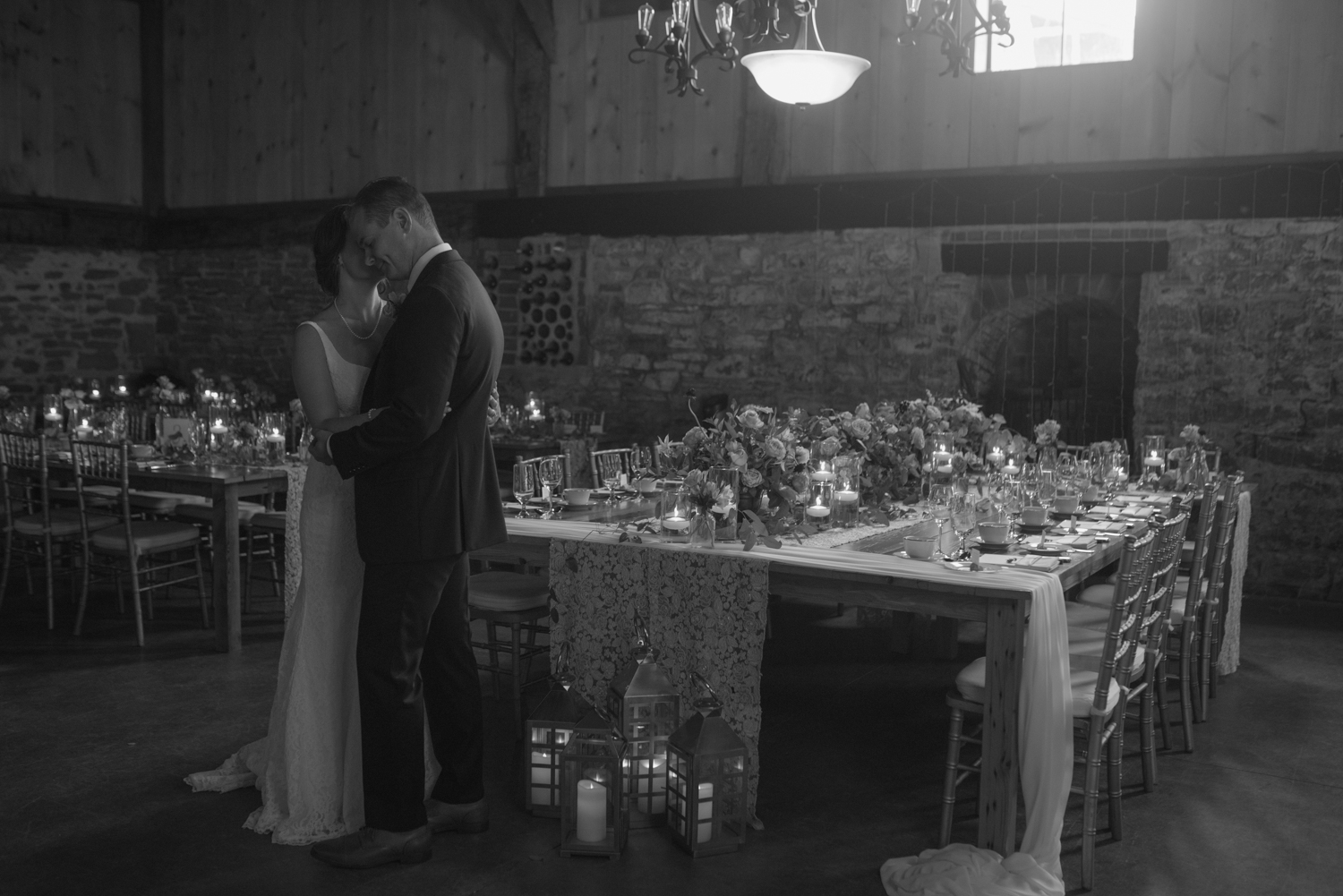 Honsberger Estate Winery Wedding with Soundslikeyellowphotography in Niagara on the Lake