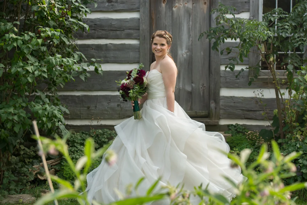 Balls falls wedding photography with sounds like yellow photography