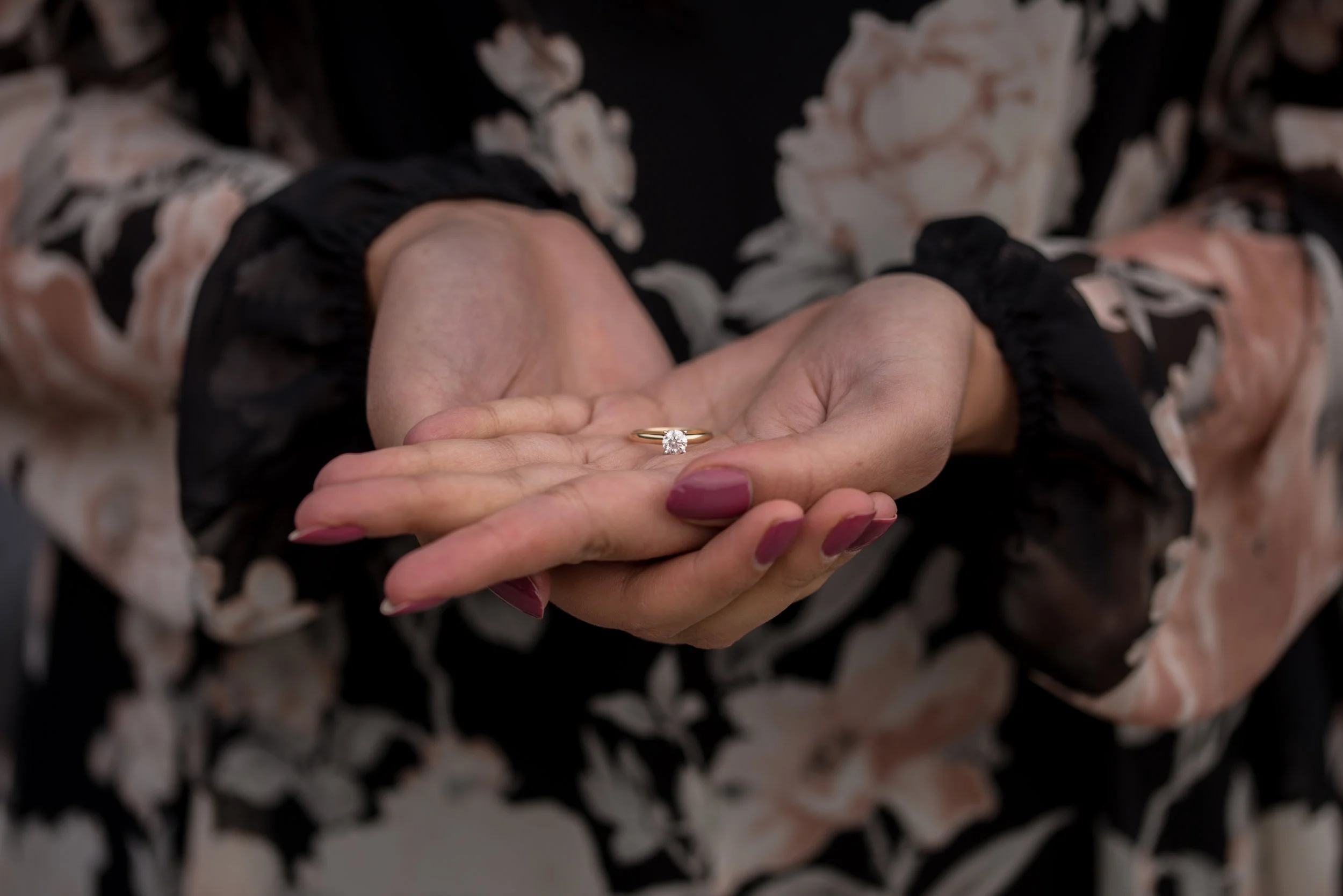 Fall engagement session soundslikeyellowphotography burlington ontario canada
