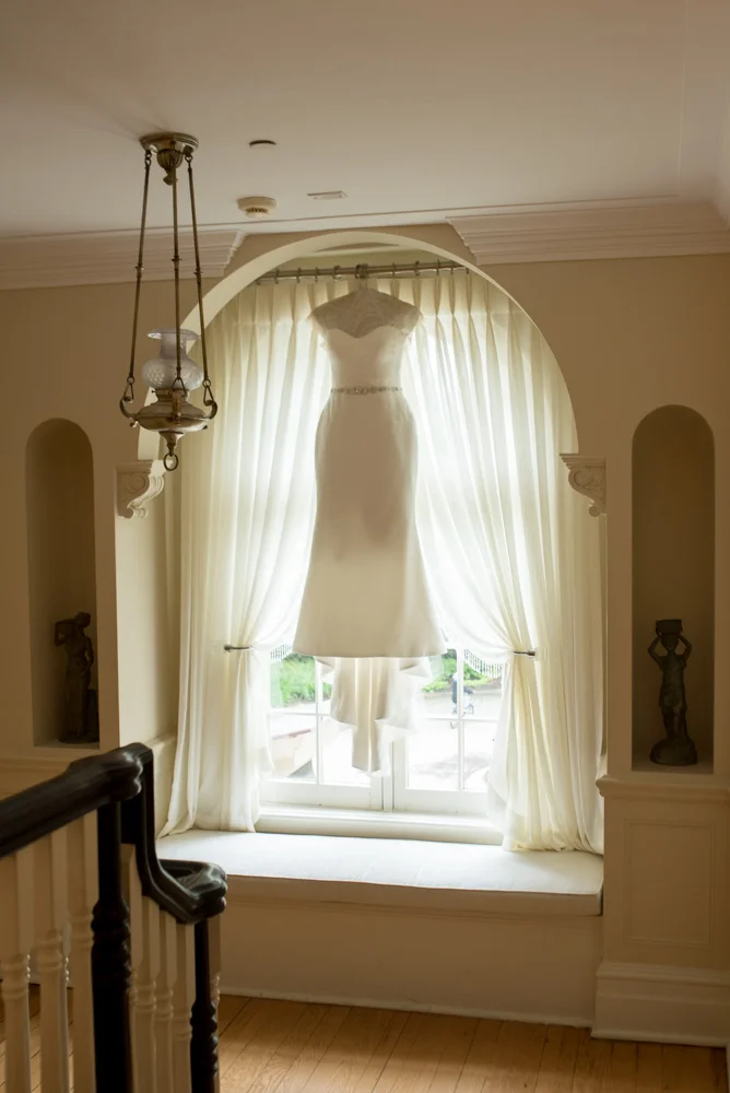 Paletta Mansion wedding photography with soundslikeyellowphotography wedding dress