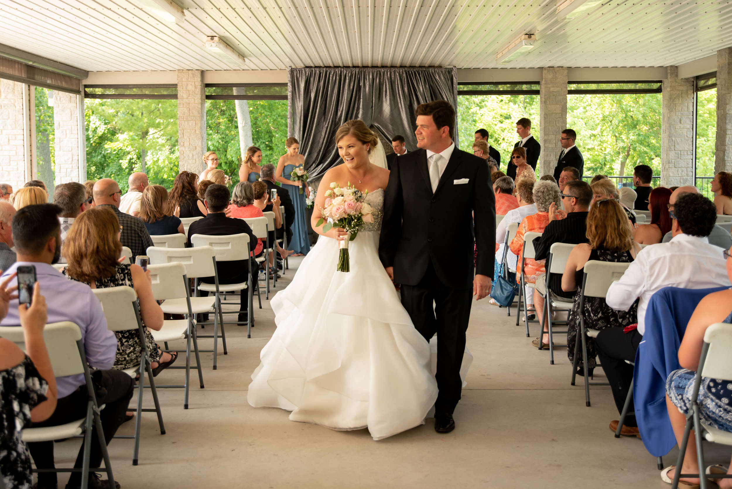 Summer wedding photographer Soundslikeyellowphotography