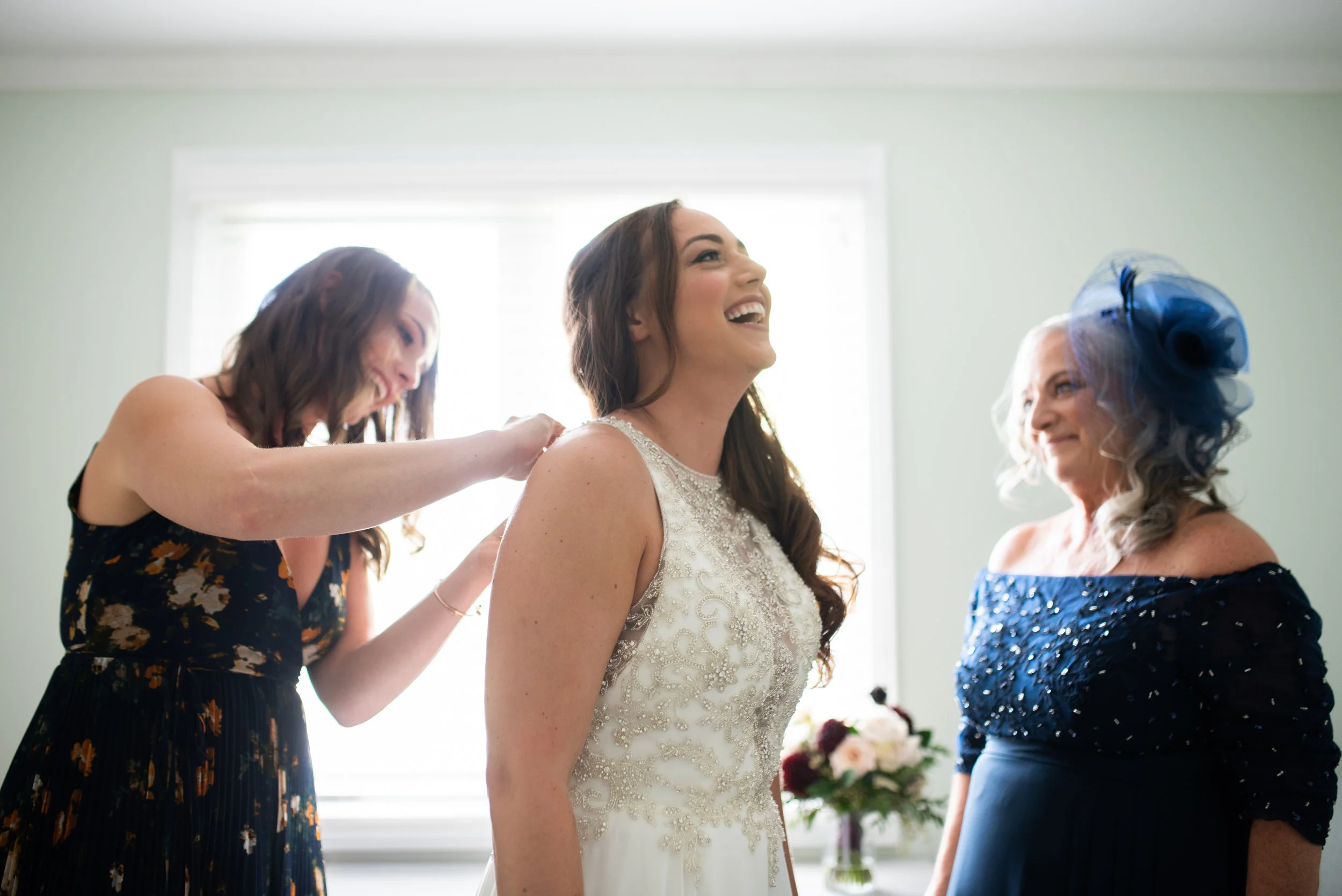 Lookout point country club wedding with soundslikeyellowphotography
