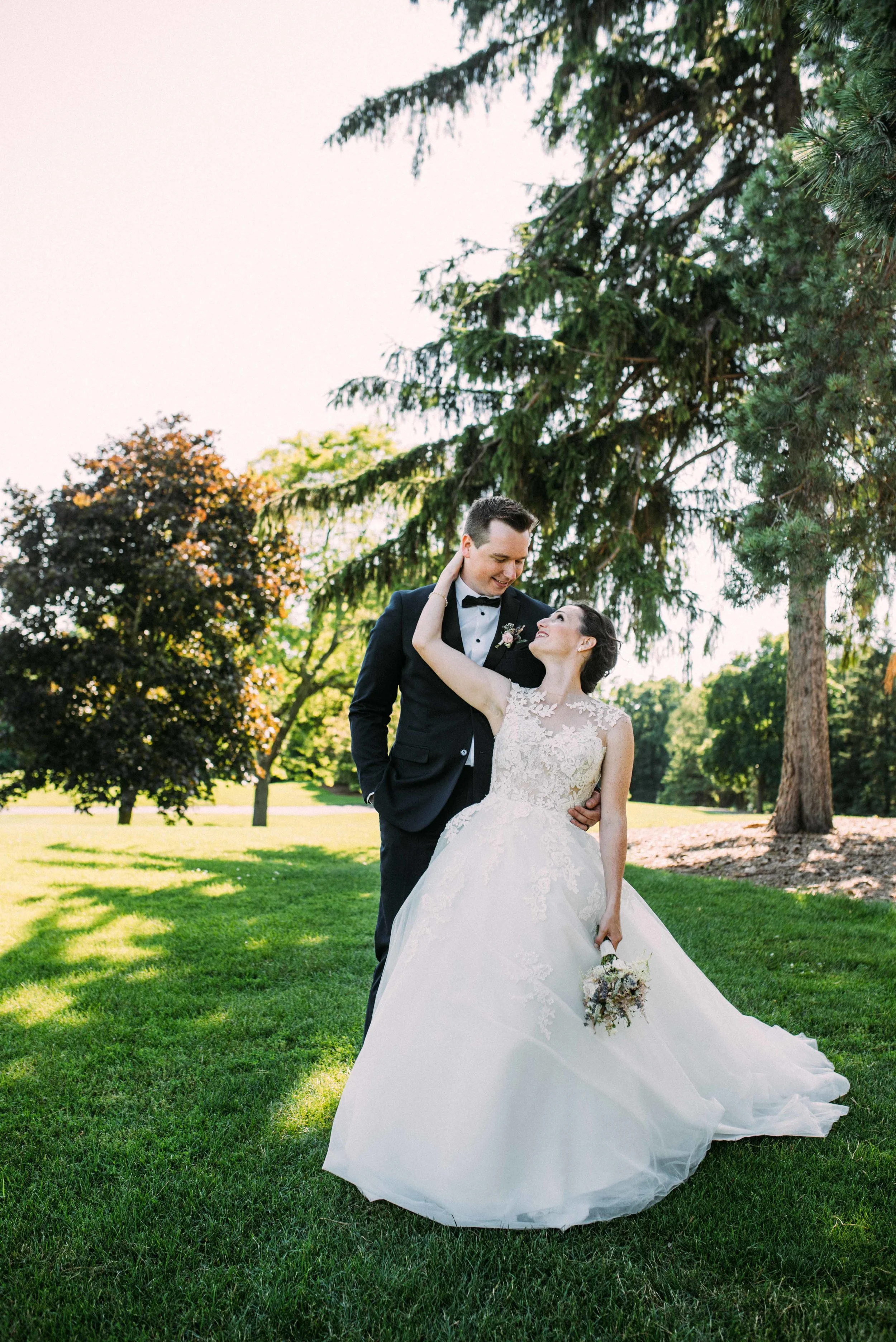 Dundas Valley Golf and Curling Club Wedding with Soundslikeyellowphotography