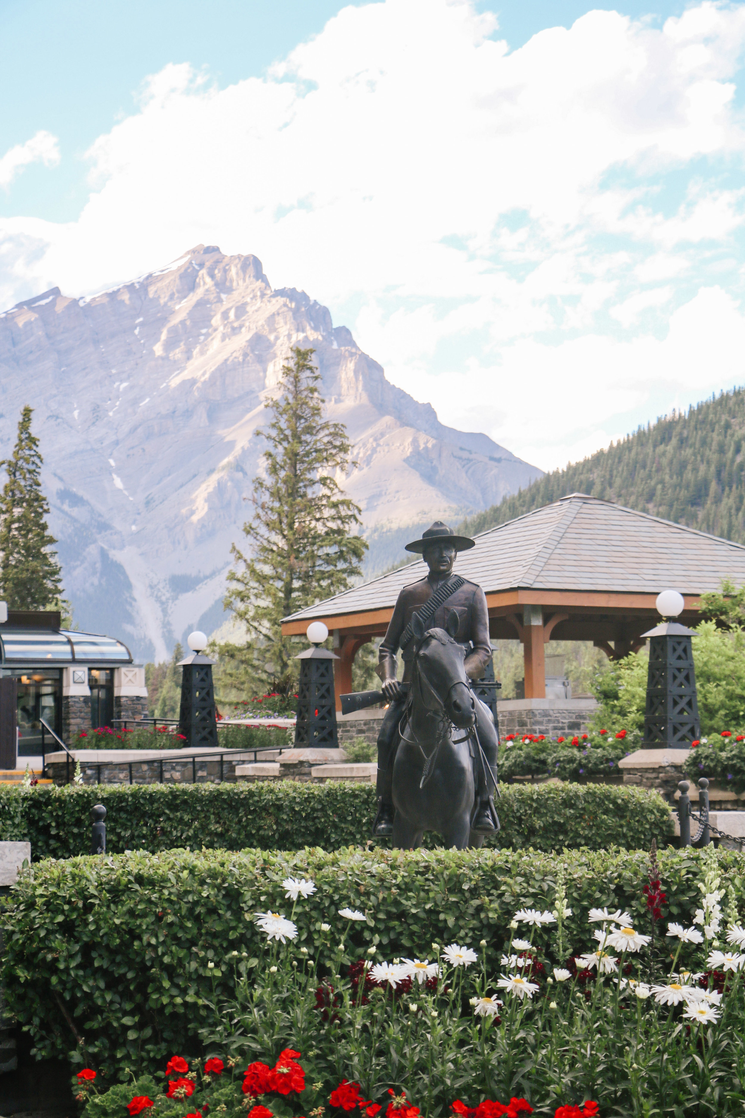 Hotel Spotlight: Fairmont Banff Springs