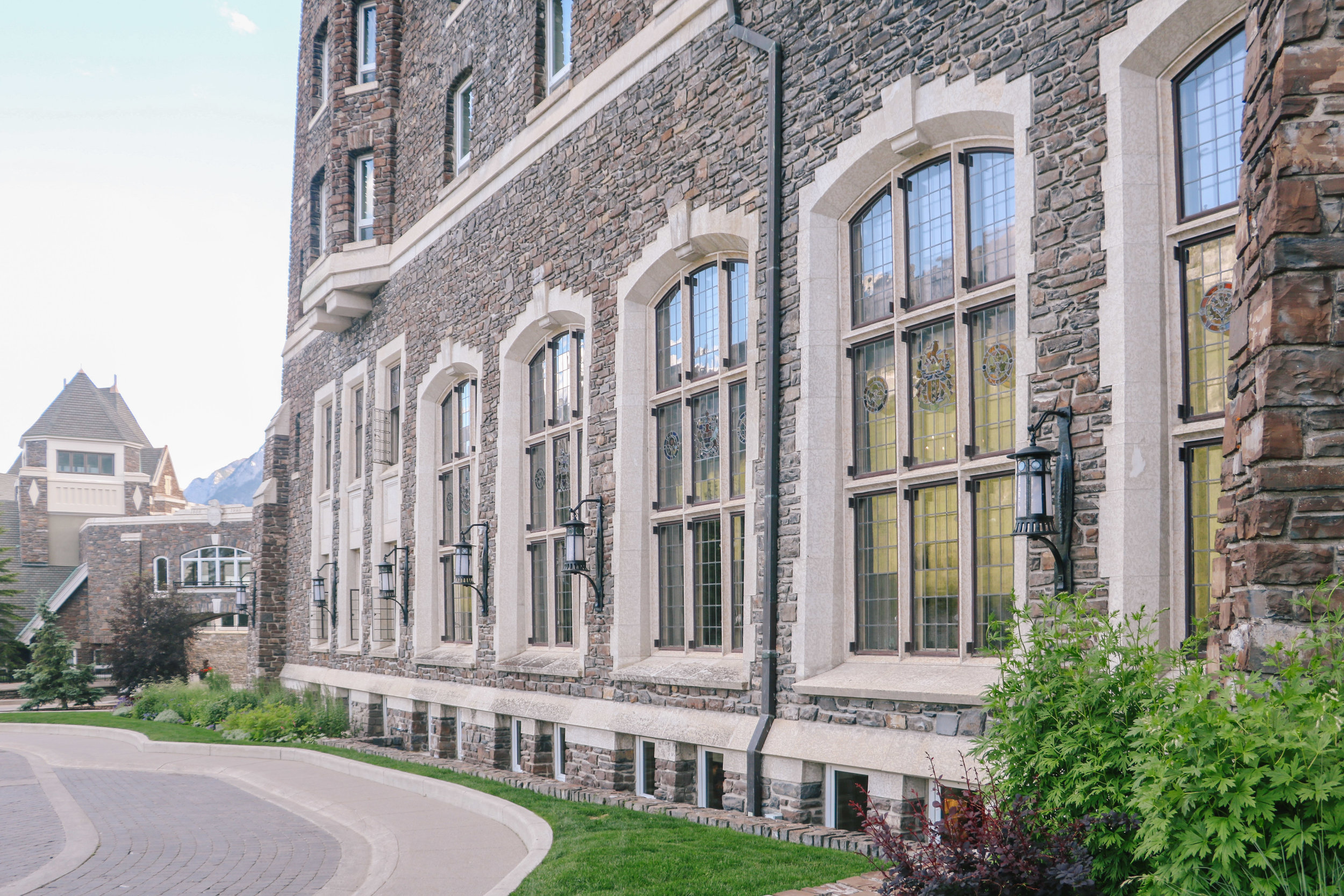 Hotel Spotlight: Fairmont Banff Springs