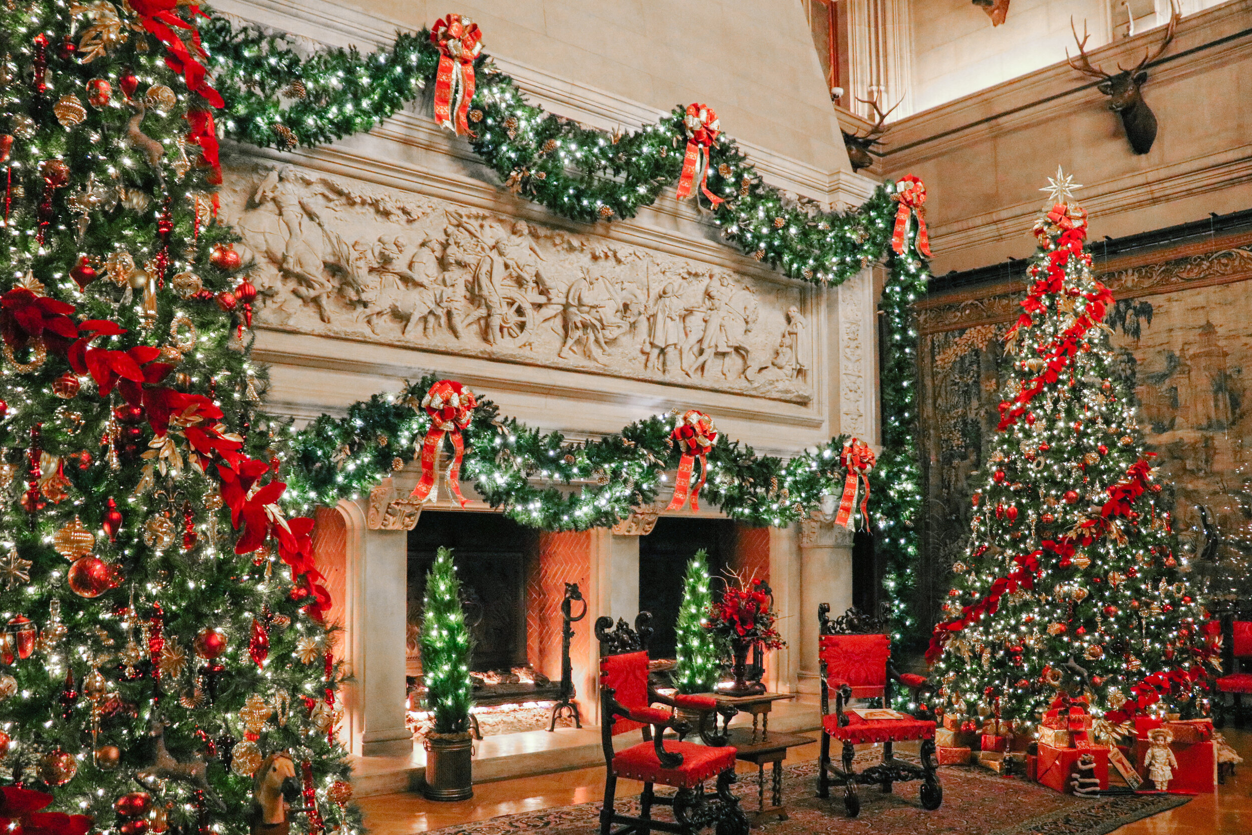 A Magical Christmas Destination Biltmore Estate — by Courtney Brown