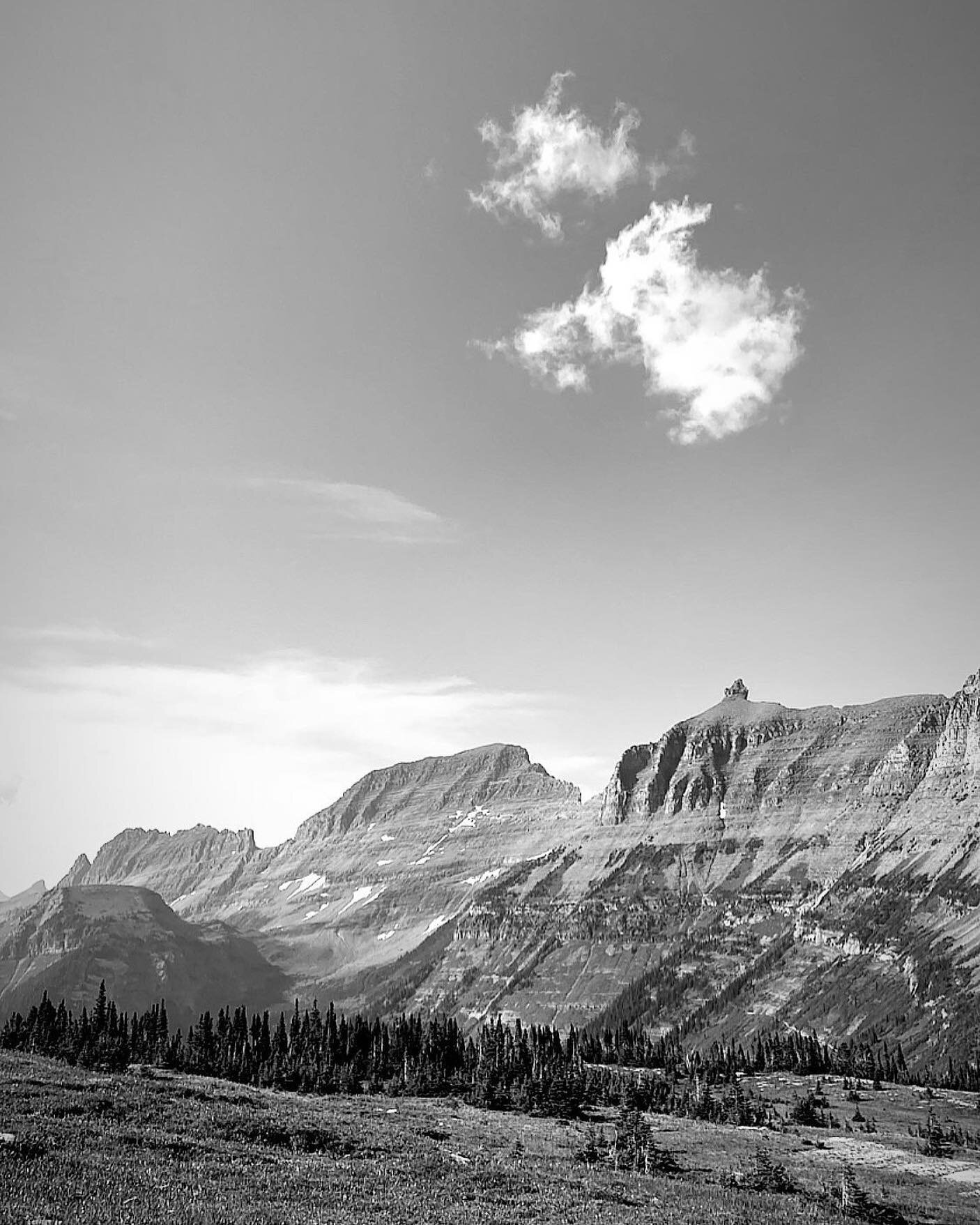 Mountain majesty ☁️

#MontanaMoment #bigskycountry #glaciernationalpark