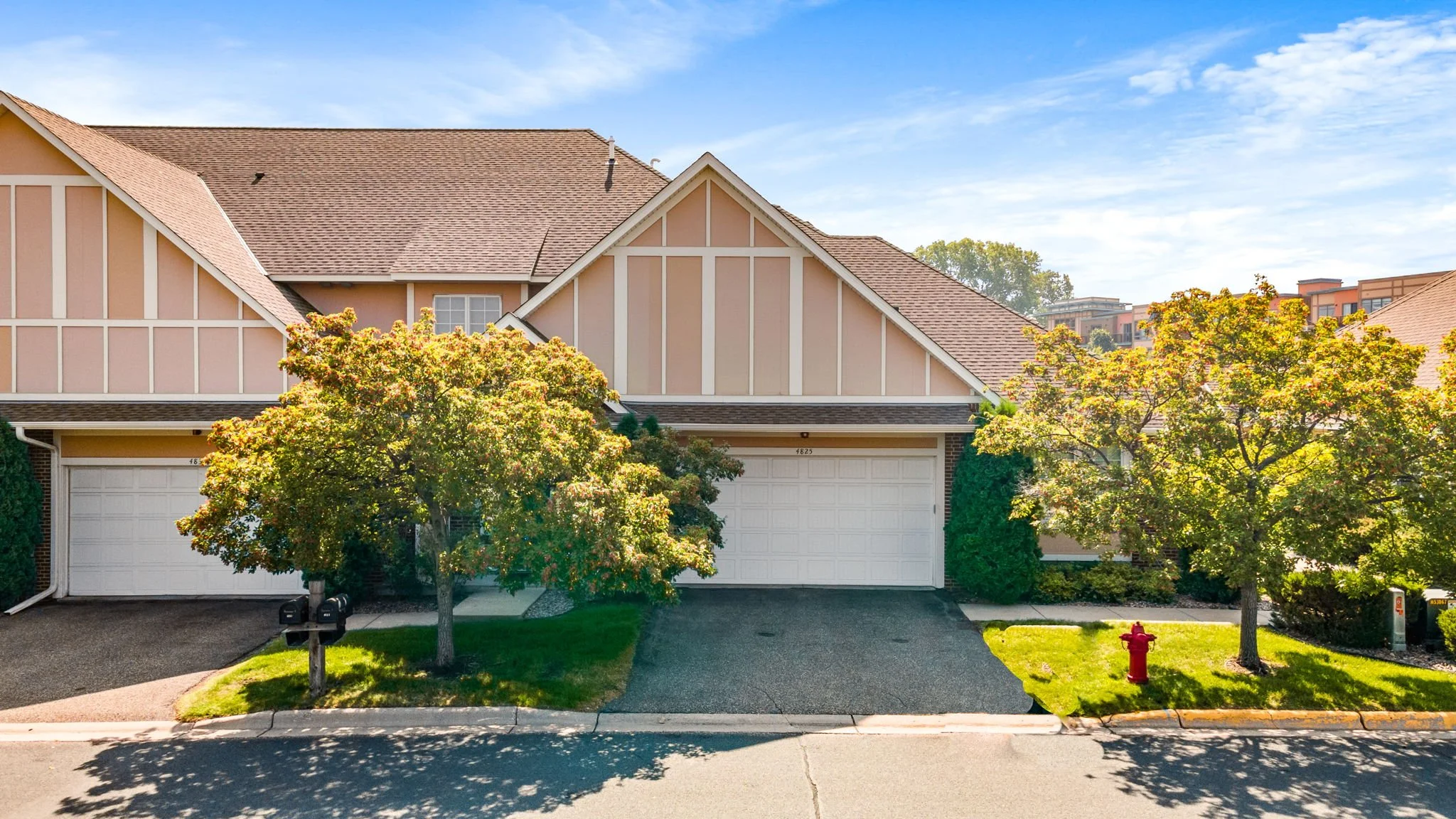 1-web-or-mls-4825 Grand Ave NE0001.jpg