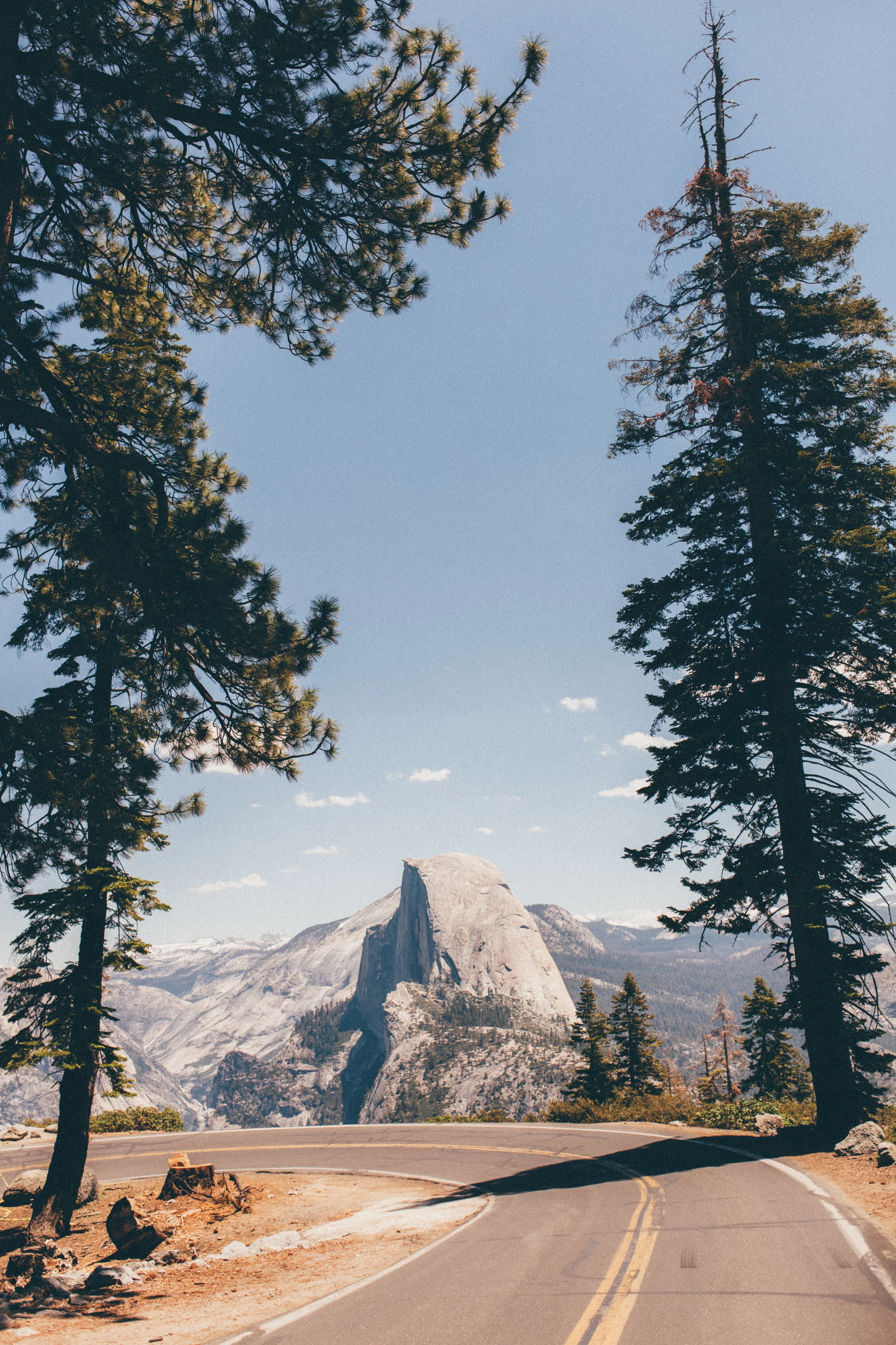 I've always wanted to take this picture. Im going to go back soon and do it better.