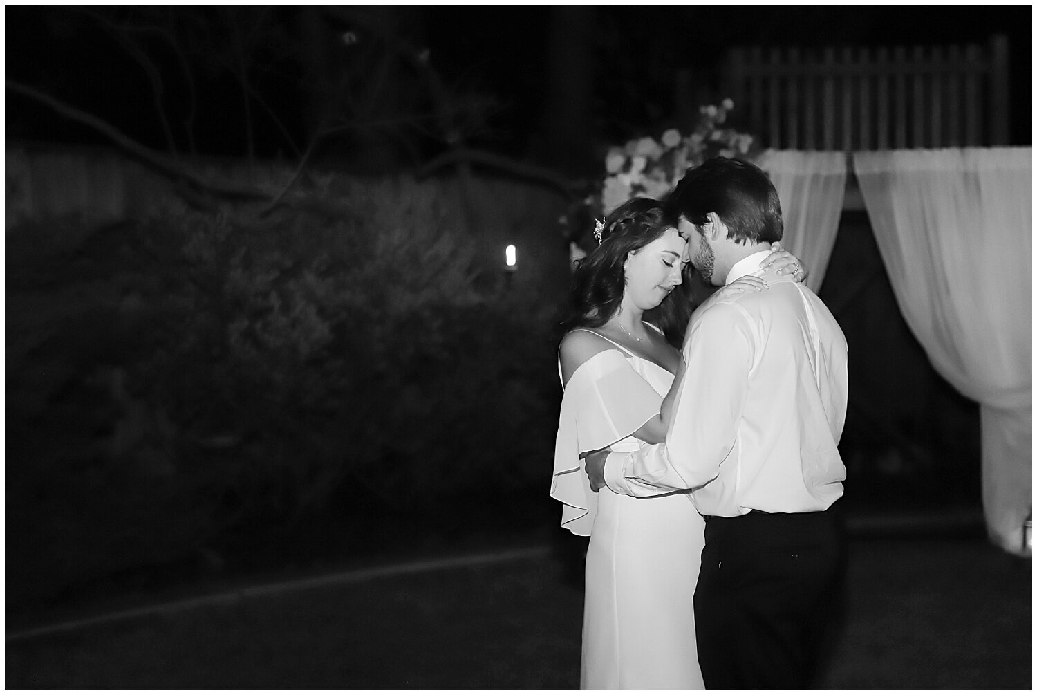 lubbock-wedding-photographer-texas-wedding-photographer-intimate-backyard-wedding_0049.jpg