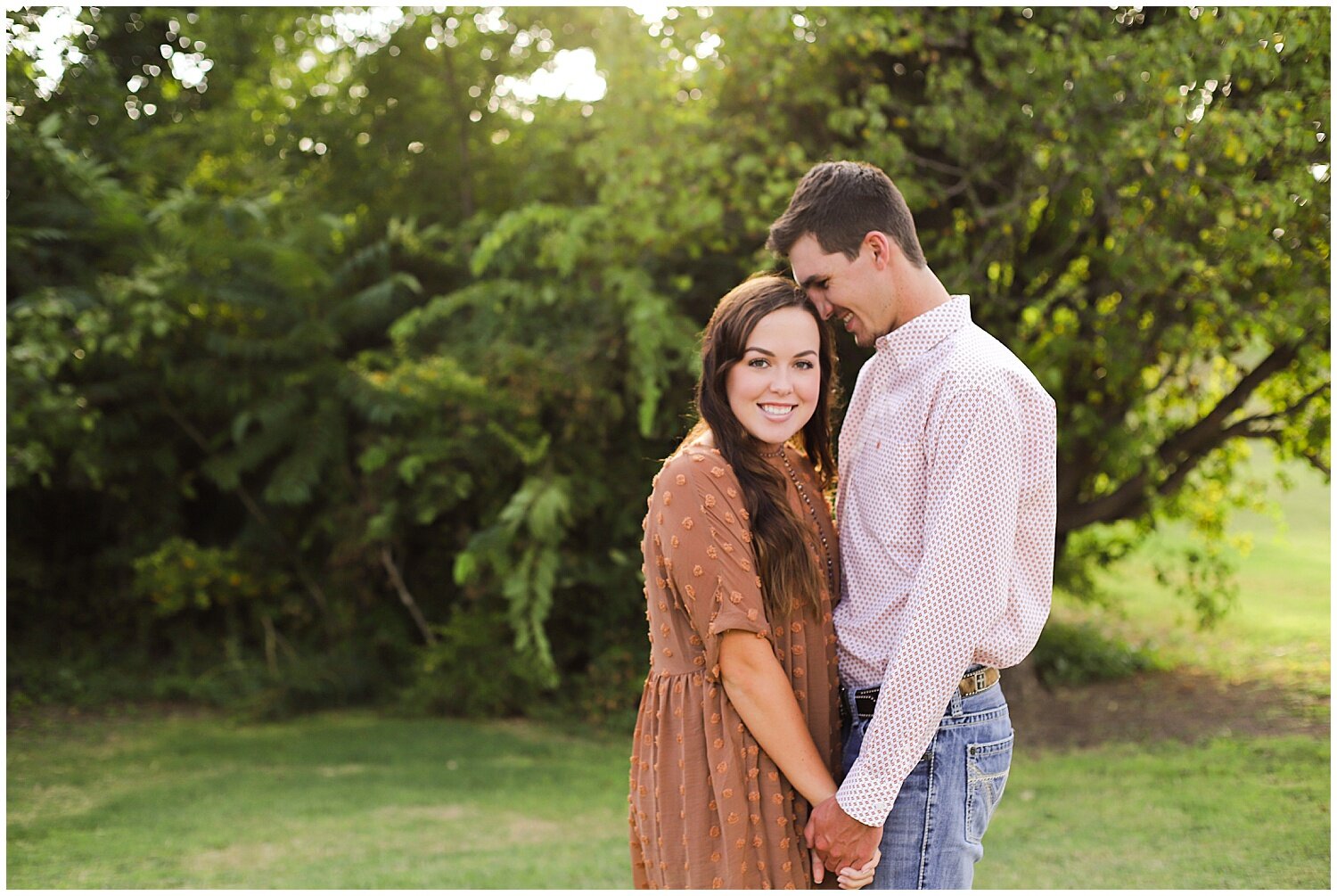 lubbock-engagement-photographer-texas-new-mexico-couples-photographer-engagement-pictures_0005.jpg