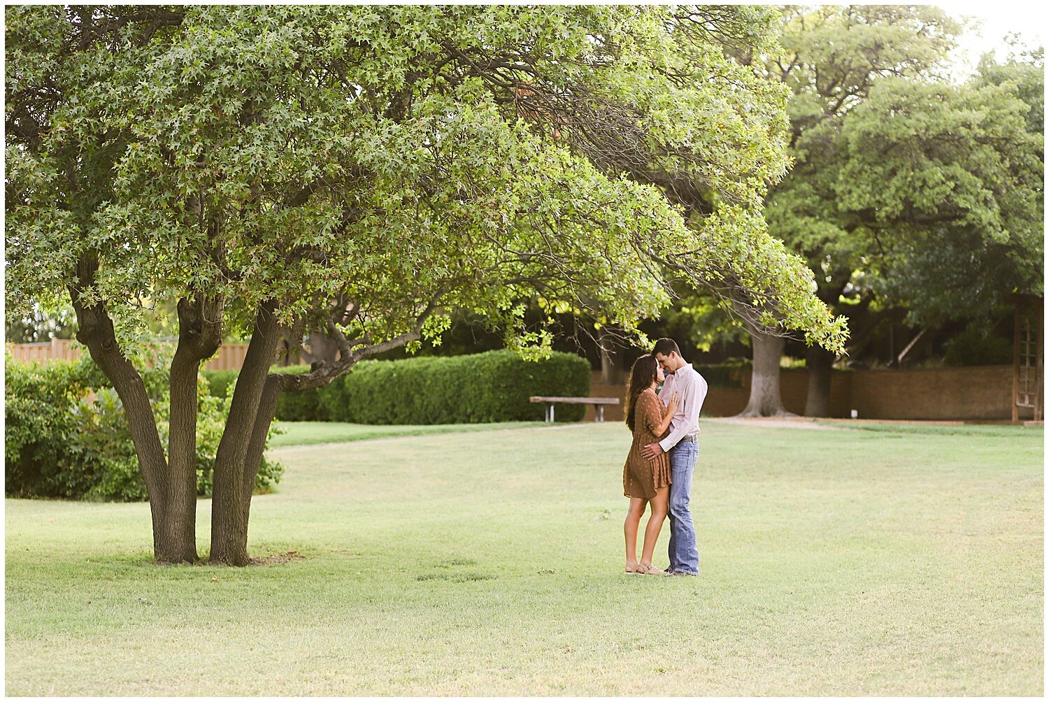 lubbock-engagement-photographer-texas-new-mexico-couples-photographer-engagement-pictures_0013.jpg