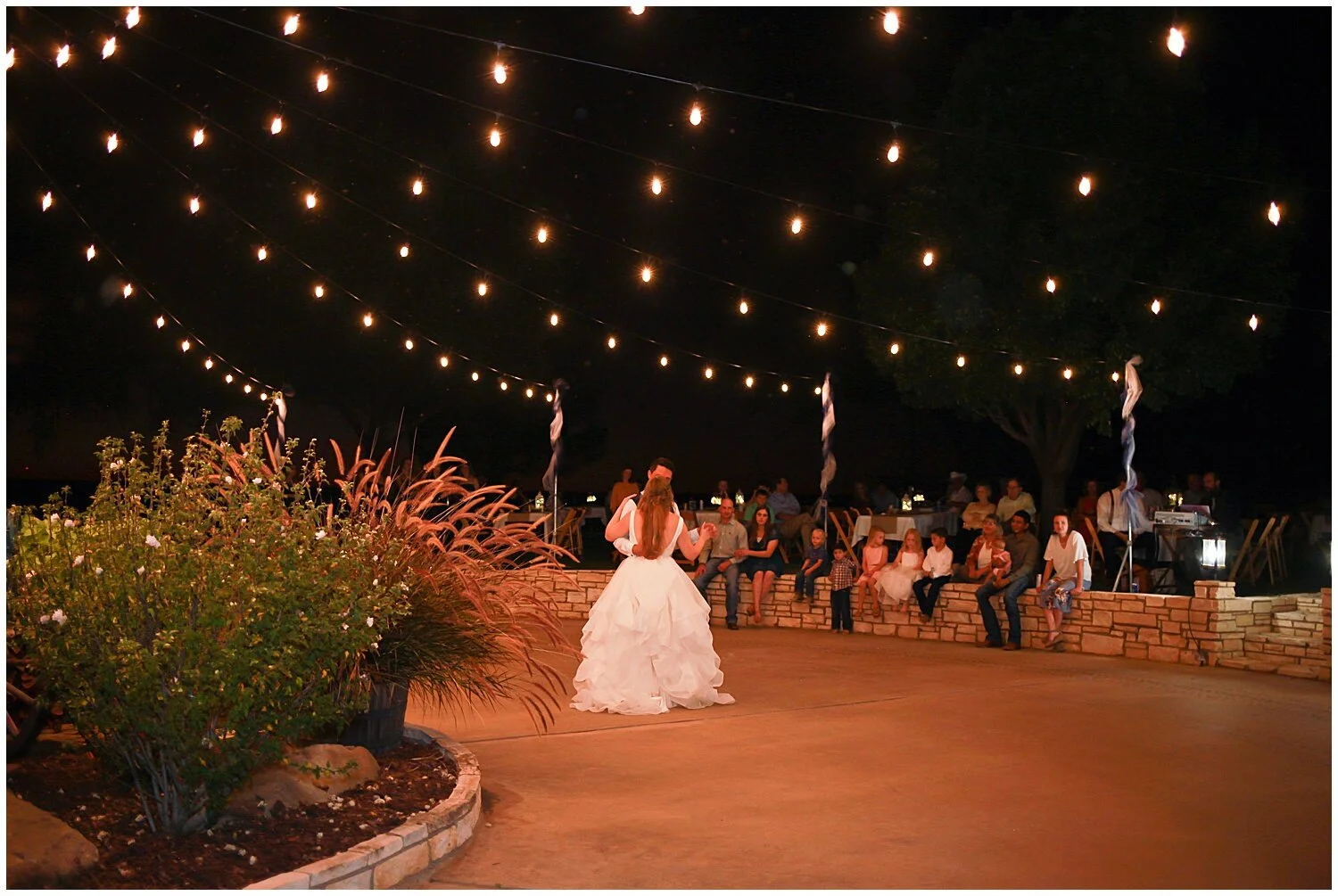 texas-wedding-photographer-intimate-backyard-wedding-lubbock-photographer-newmexico-fall-wedding_0084.jpg