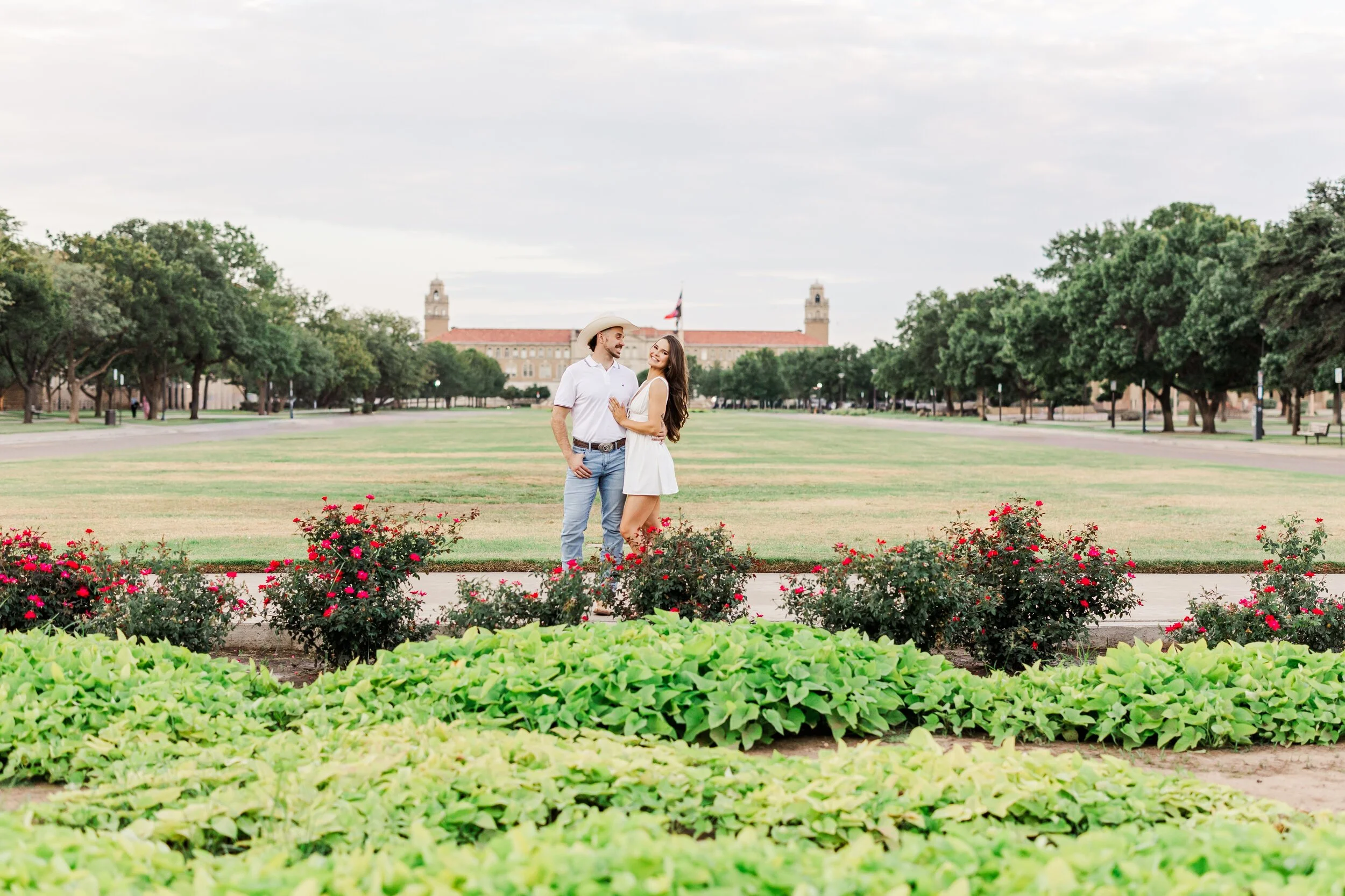 Lindsay and John Fall 2025-277_processed_by_imagy.jpg