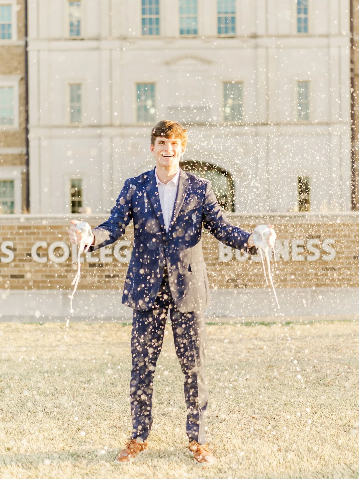 ✨Welcome back from spring break!!! ✨ Christian kicked off spring season, and it did not disappoint! 🍻

Will you be celebrating your texas tech senior session with champagne or beer?
