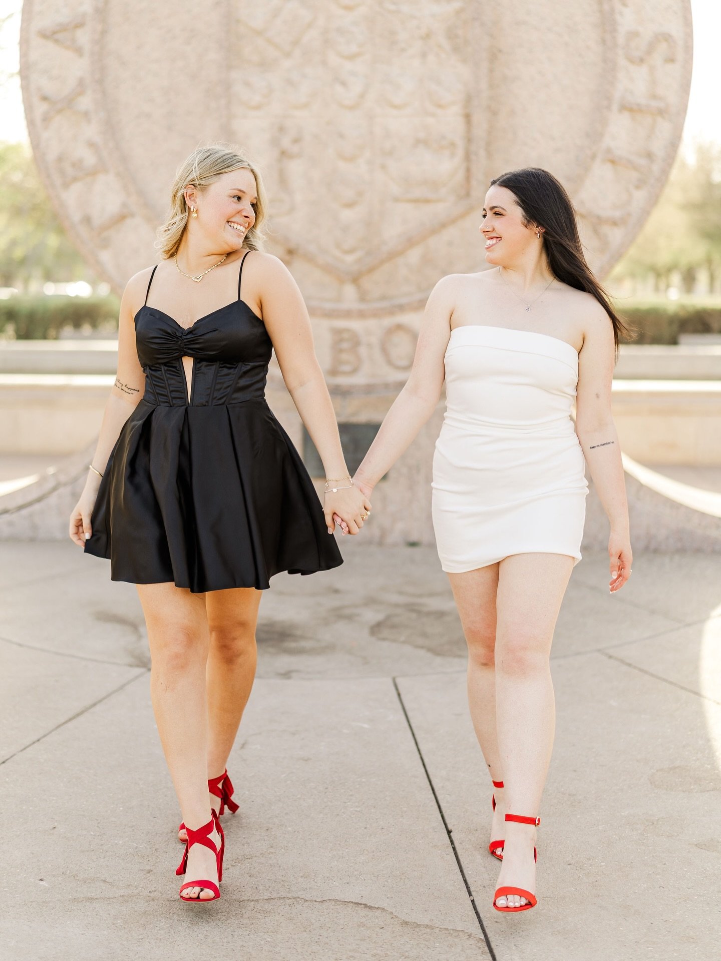 College is easy with your friends by your side!