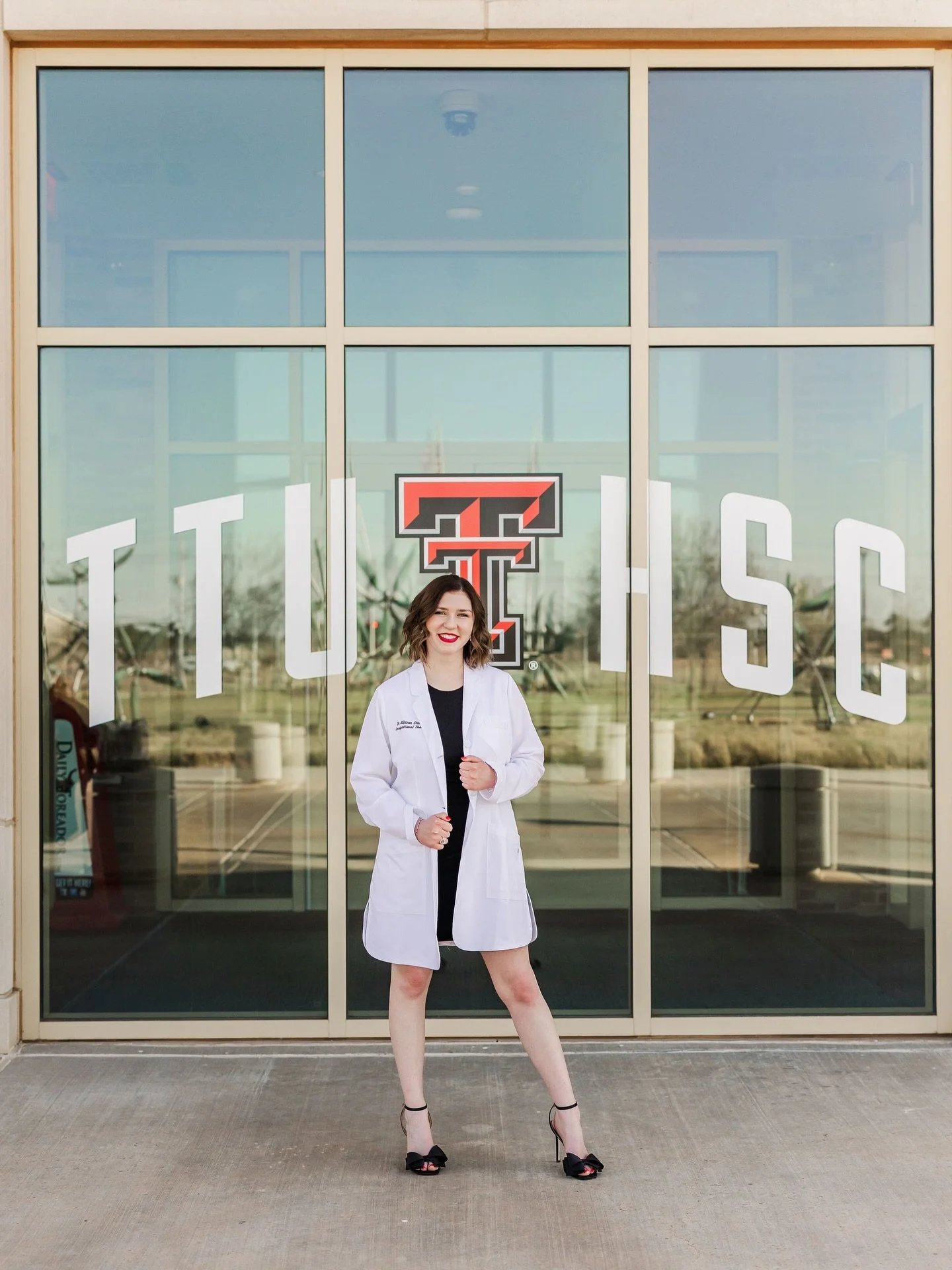Future Dr. Allison in the making!! Getting to photograph her undergrad to now getting to photograph her as a future doctor all at Texas Tech!! Absolutely love celebrating every milestone with yall!! &hearts;️🖤&hearts;️