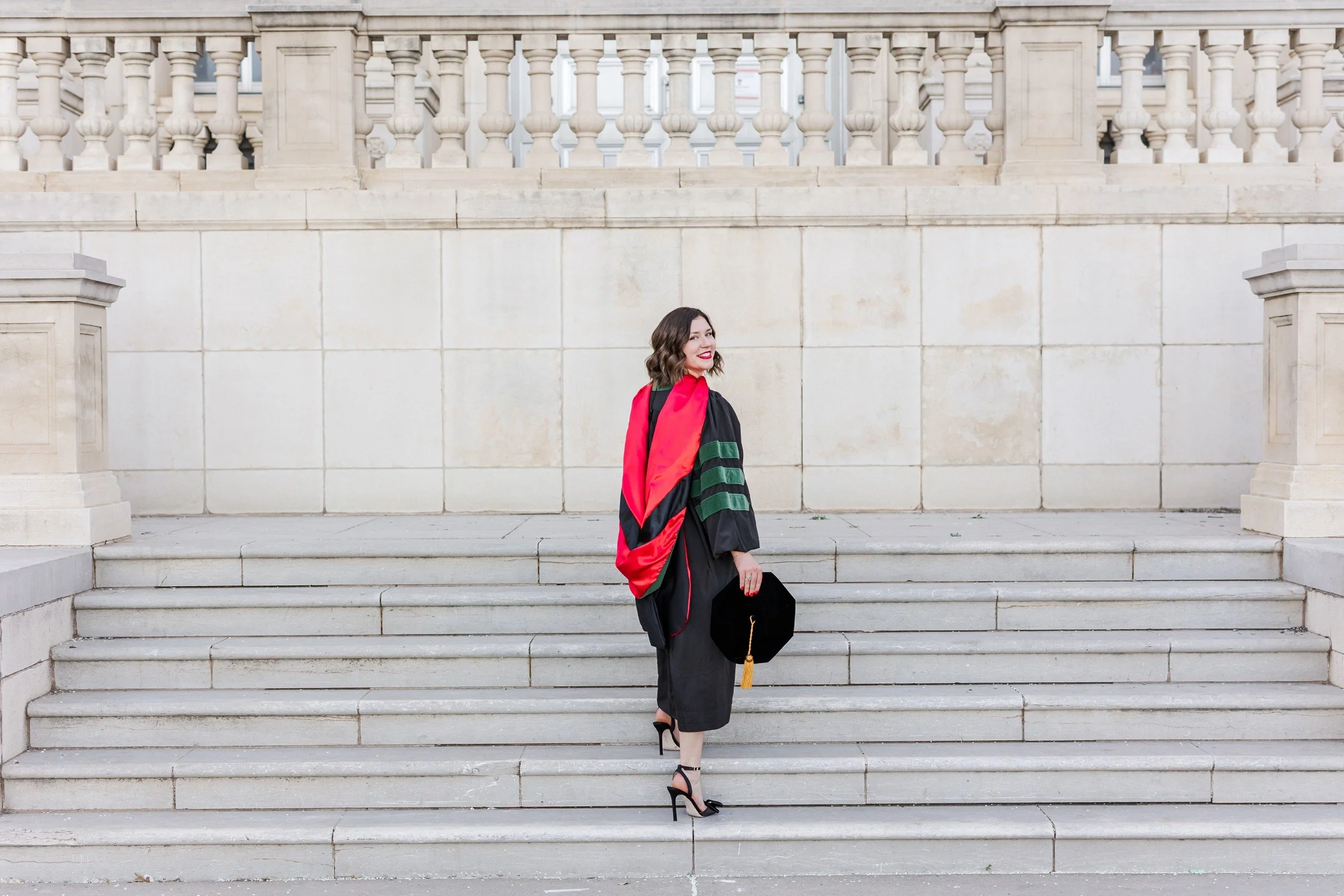 lubbock-texas-tech-grad-senior-photographer-ttu-senior-girl-ttuhsc-white-coat-scrubs_0001.jpg
