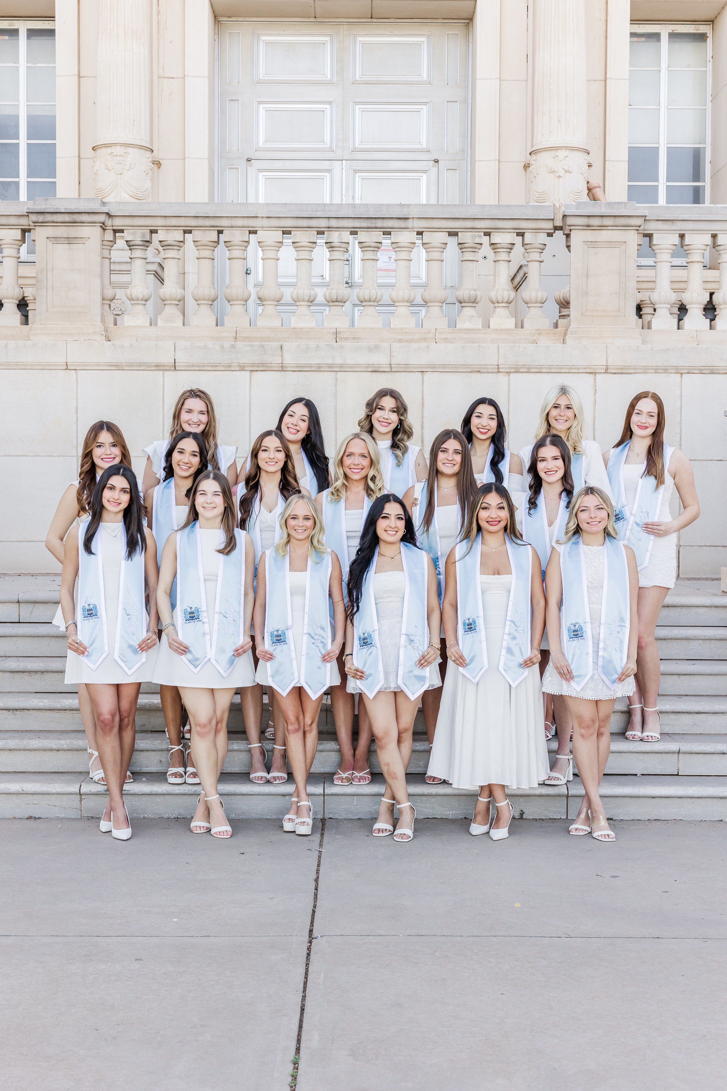 lubbock-texas-tech-sorority-grad-pictures-alpha-xi-delta_0007.jpg
