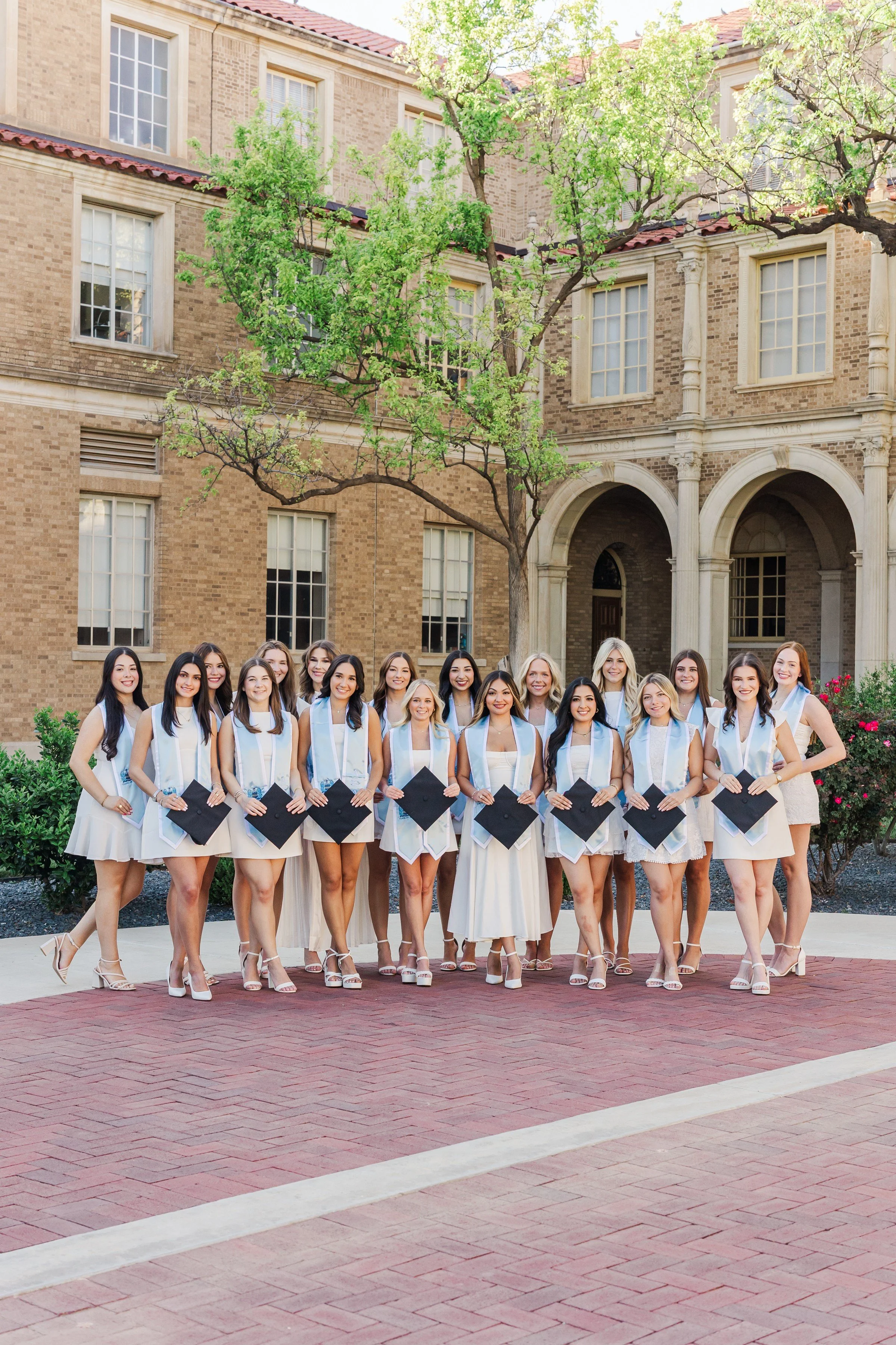 lubbock-texas-tech-sorority-grad-pictures-alpha-xi-delta_0012.jpg