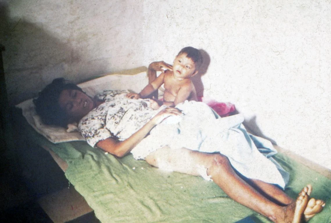 2000.JPG
