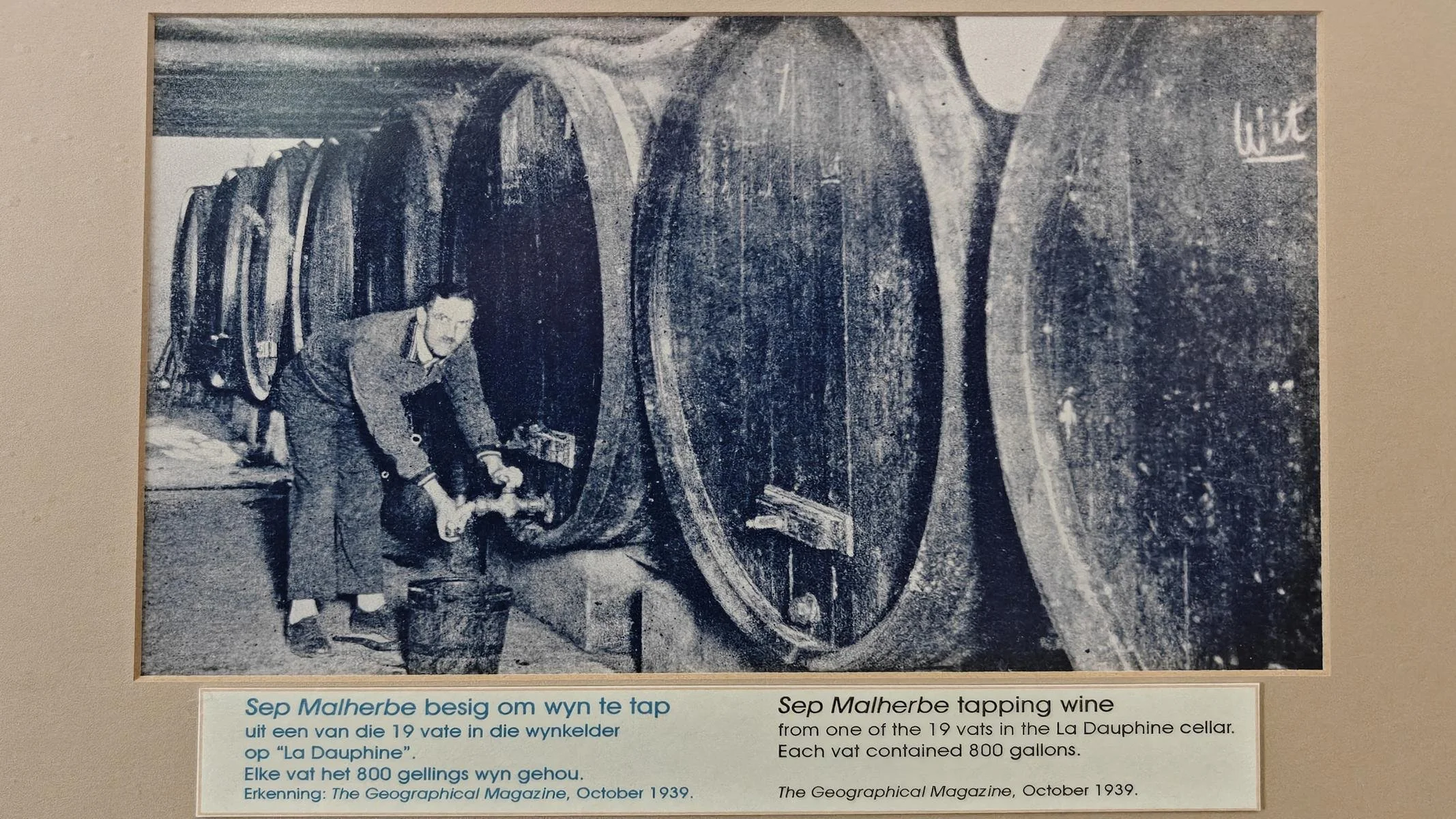 1885.JPG