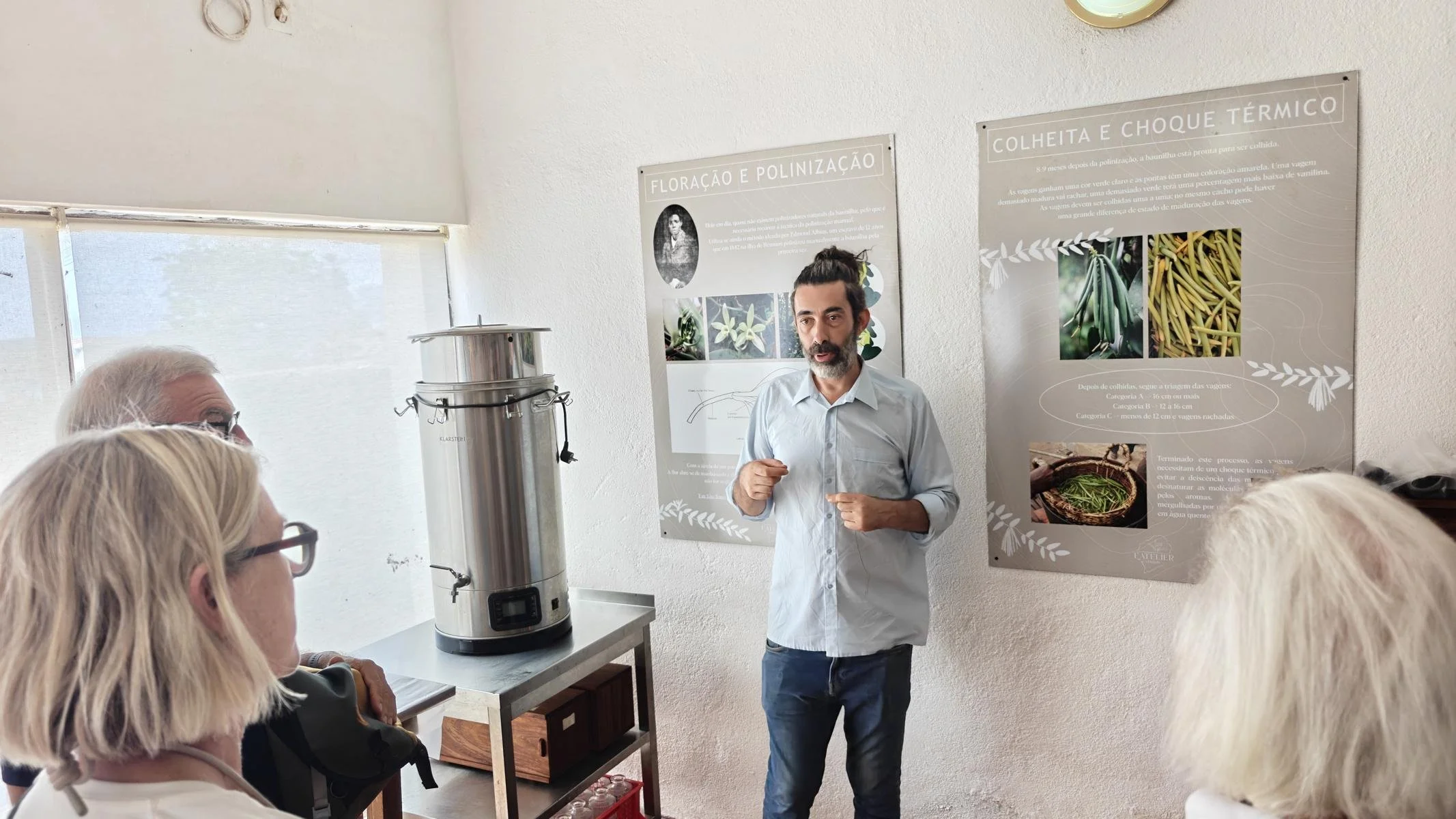 1225.JPG