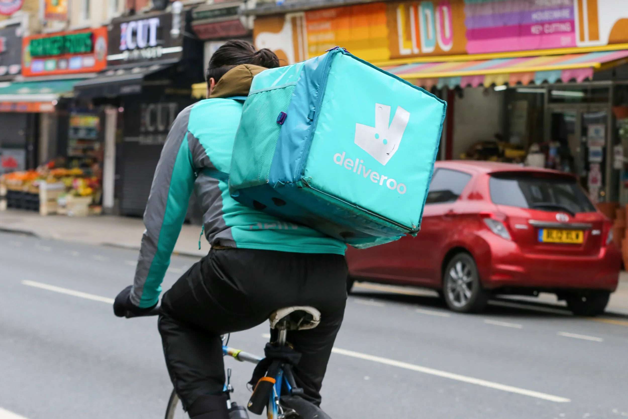 Deliveroo’s U.K. IPO to Benefit CEO, Top Shareholders